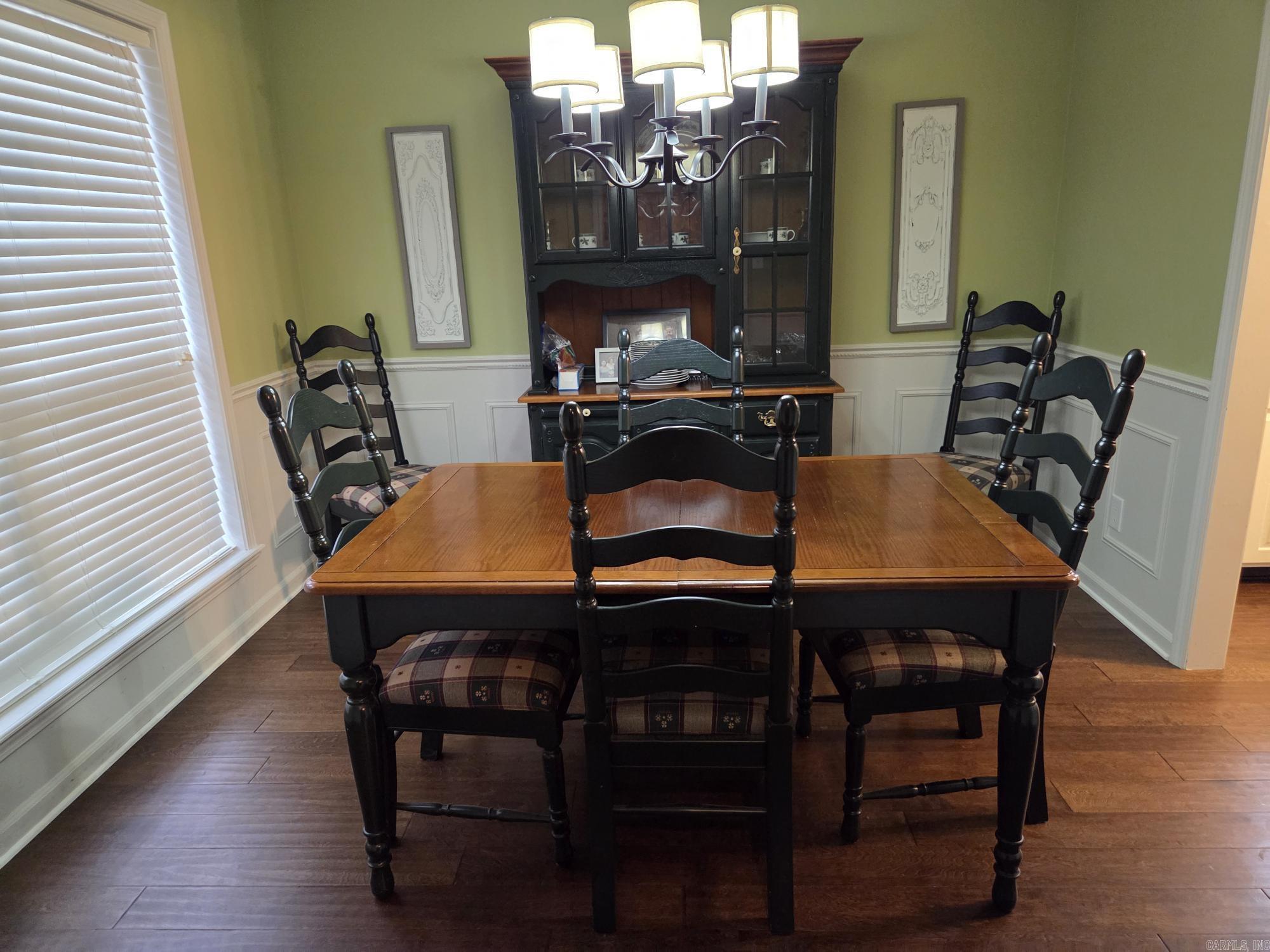 River Oaks Estates - Residential