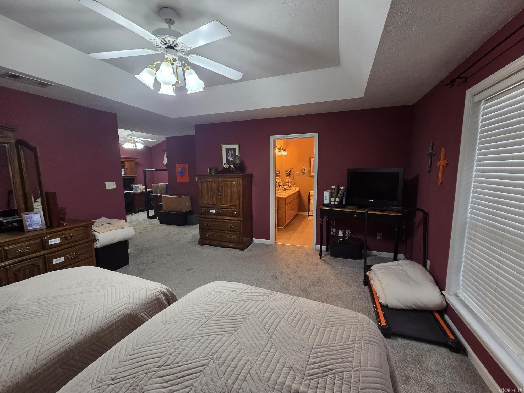 River Oaks Estates - Residential