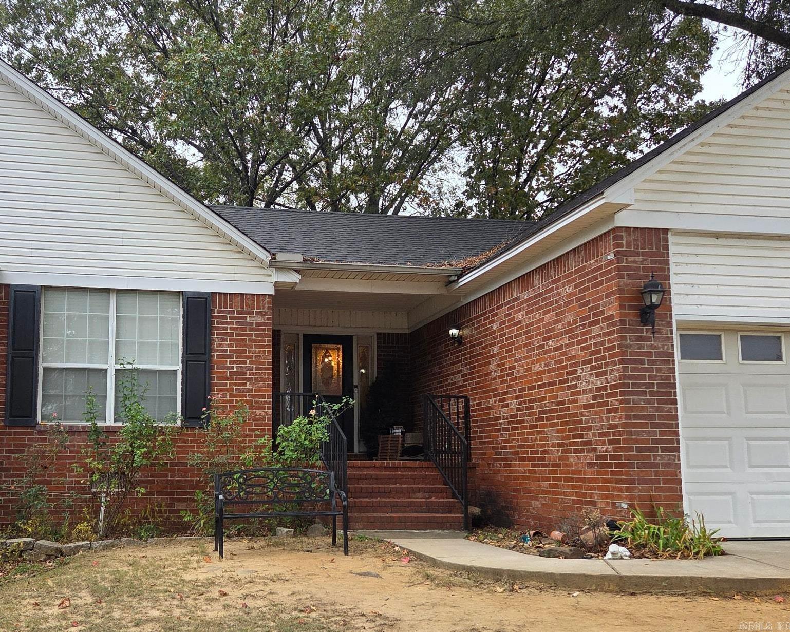 River Oaks Estates - Residential