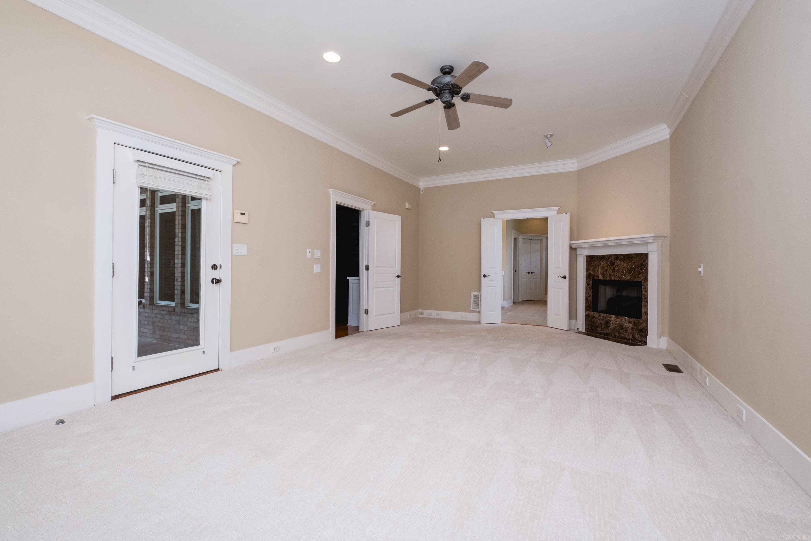 HURRICANE LAKE EST - Residential