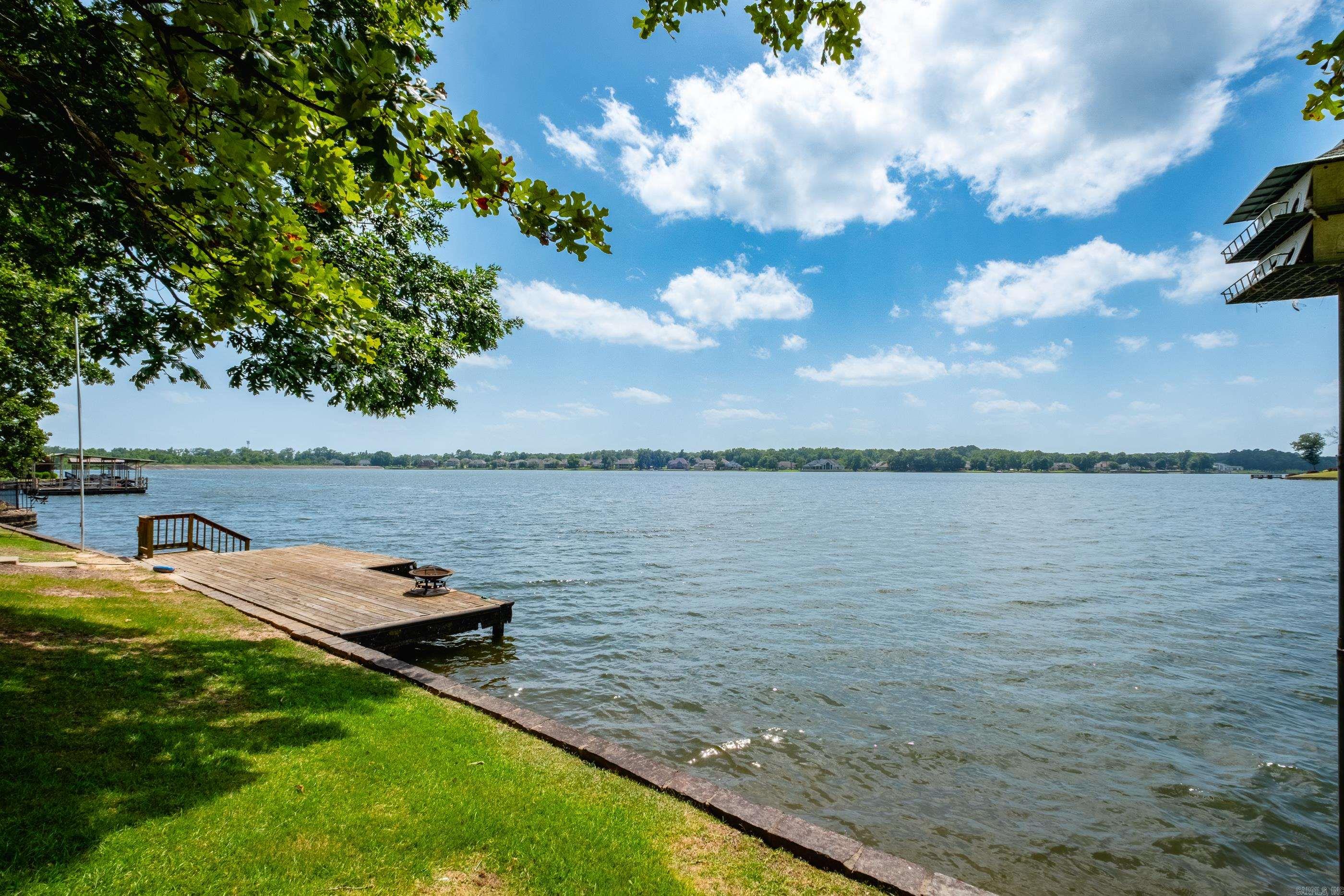 HURRICANE LAKE EST - Residential