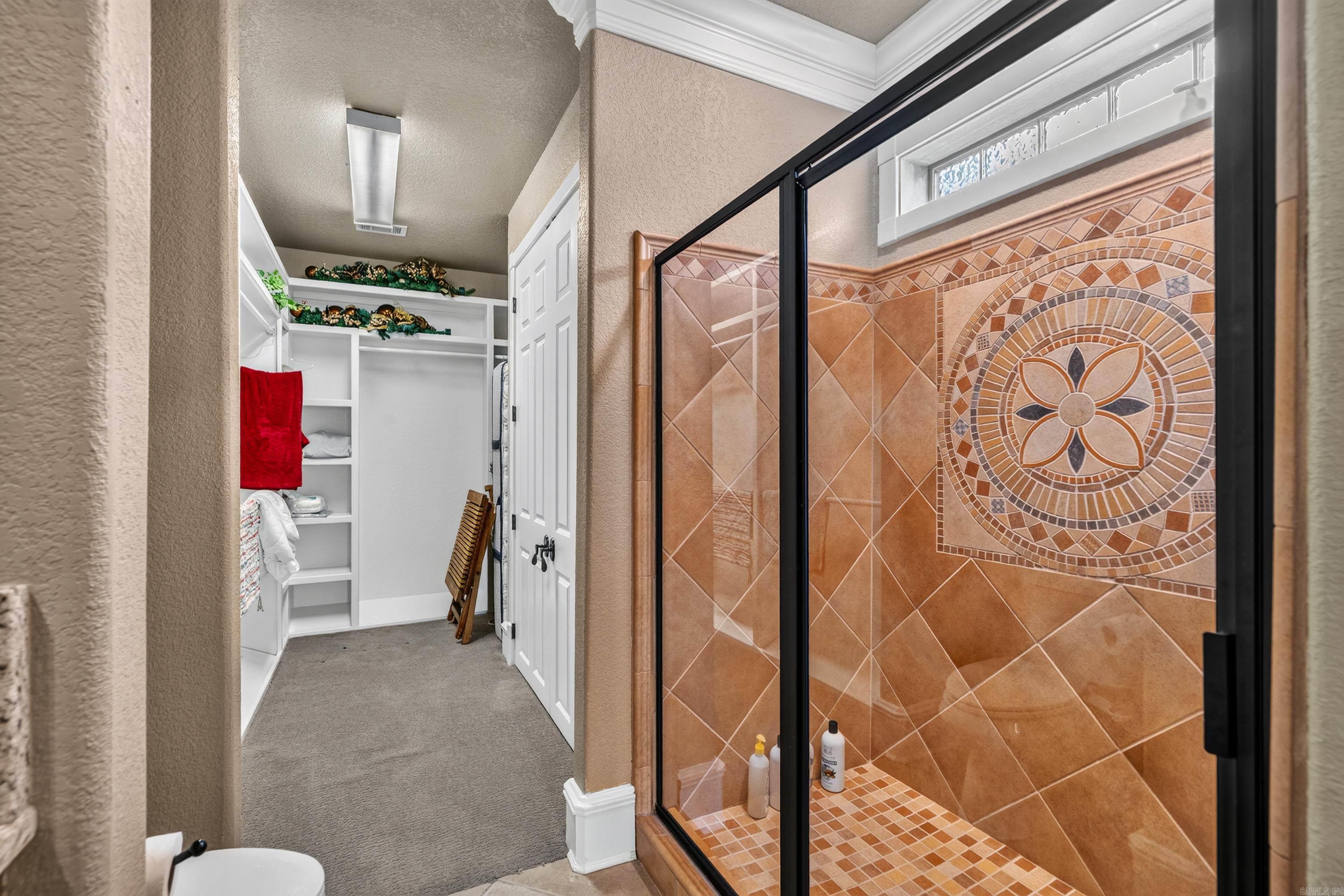 PARADISE LAKE VILLAGE TOWNHOME - Residential