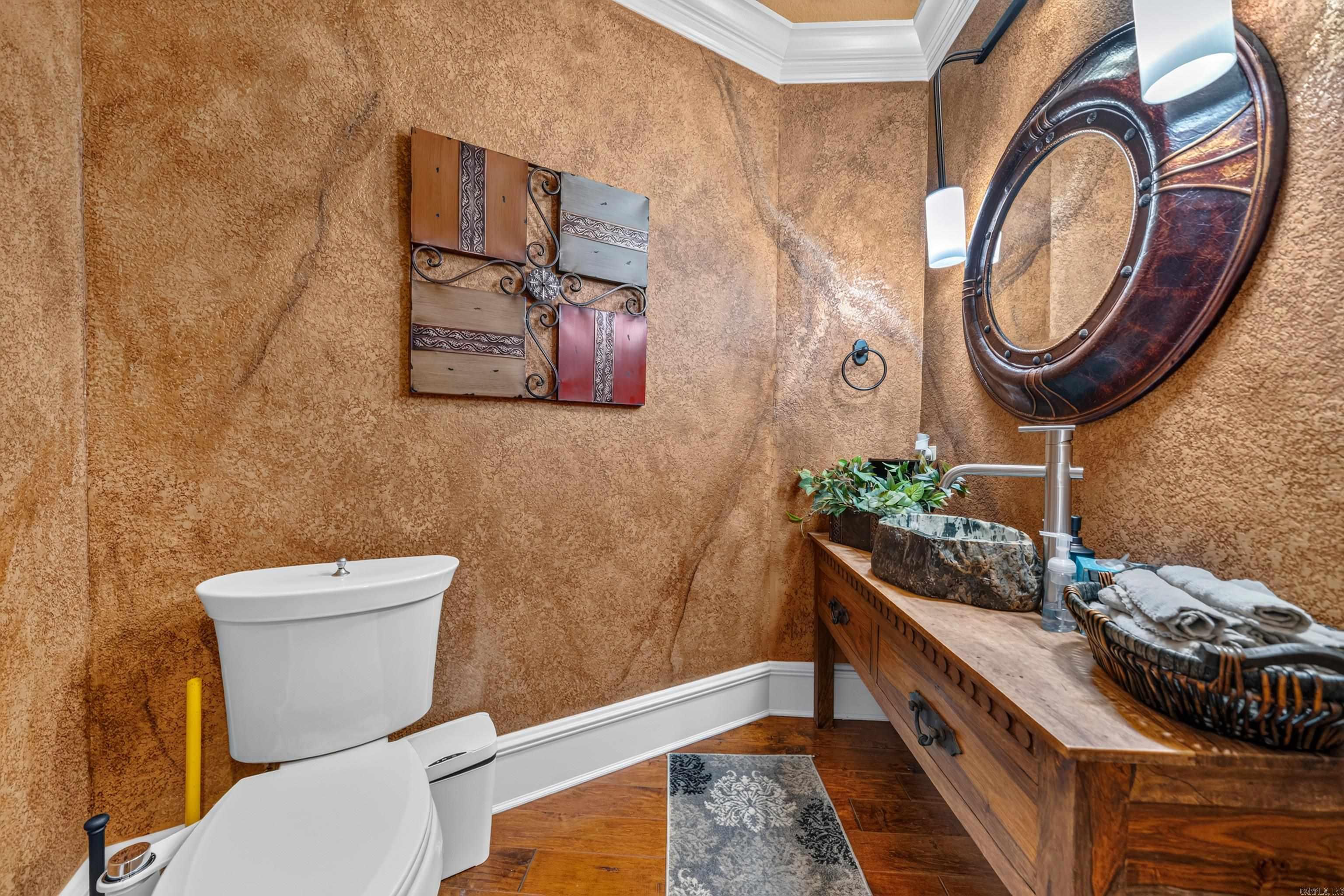 PARADISE LAKE VILLAGE TOWNHOME - Residential