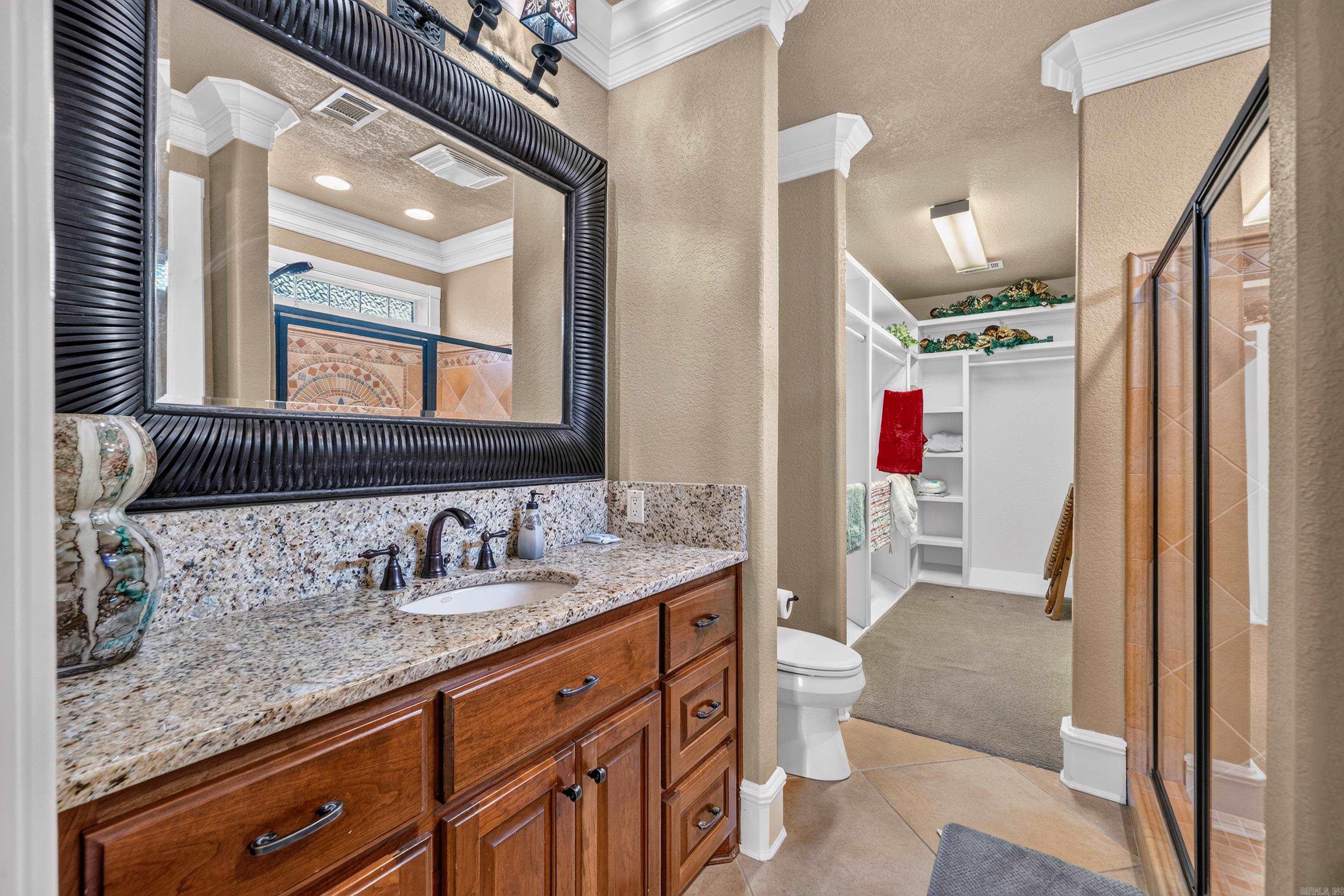 PARADISE LAKE VILLAGE TOWNHOME - Residential