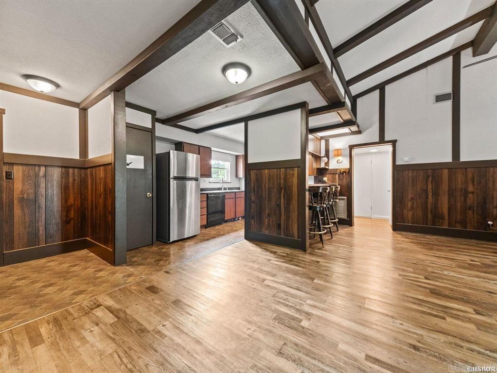 GIRARD - Residential