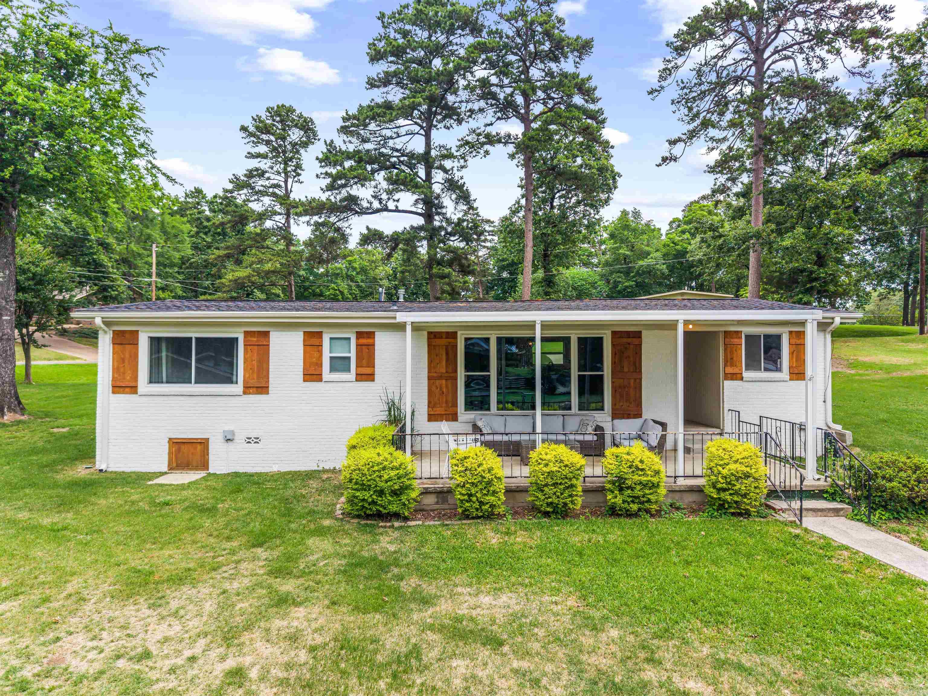 Lindale - Residential