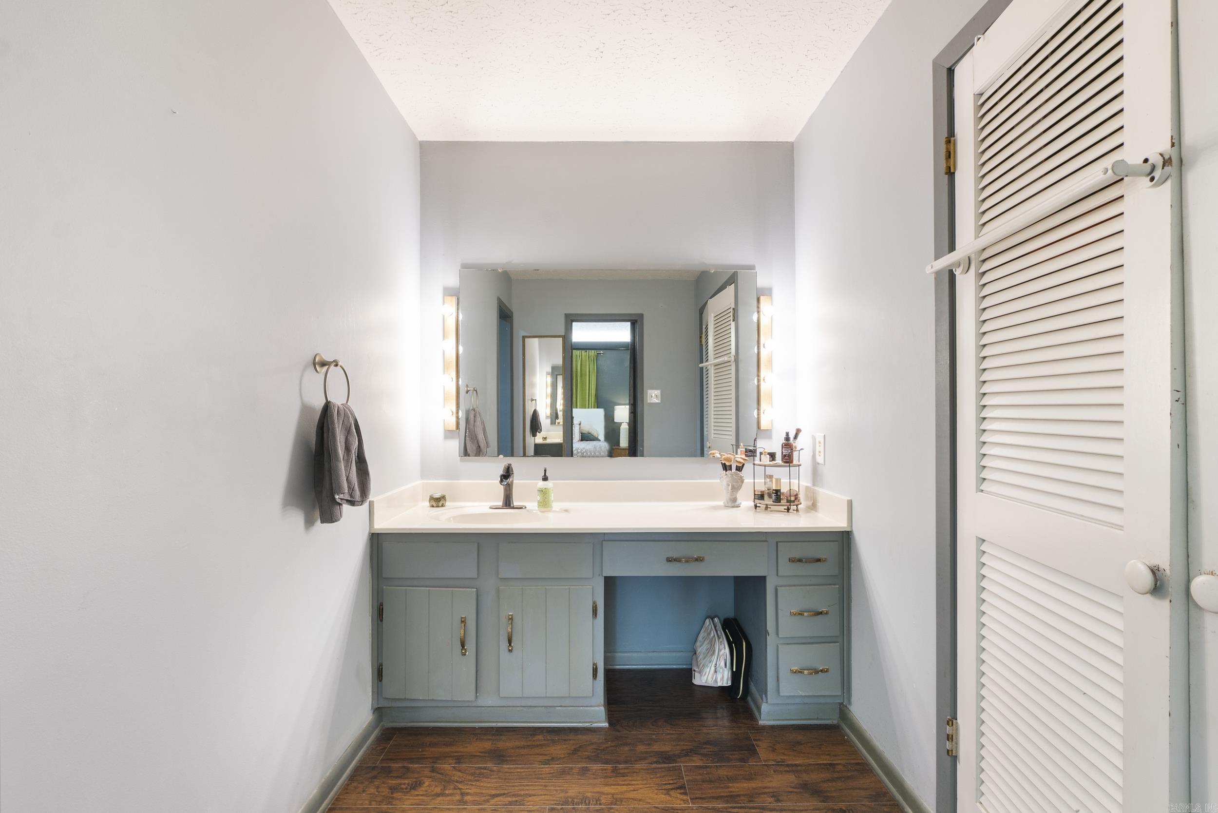 LAKEVIEW ACRES - Residential