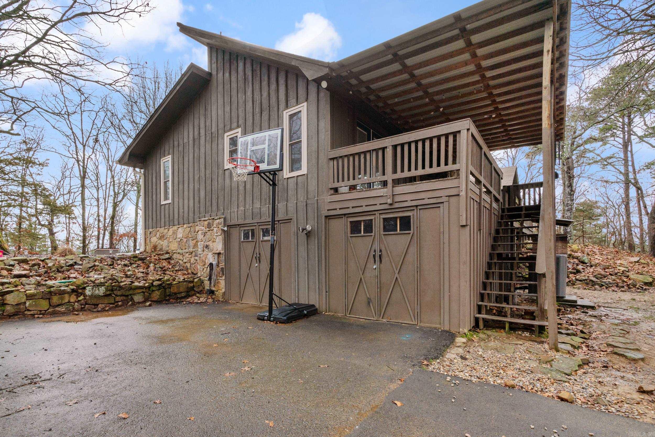 LAKEVIEW ACRES - Residential