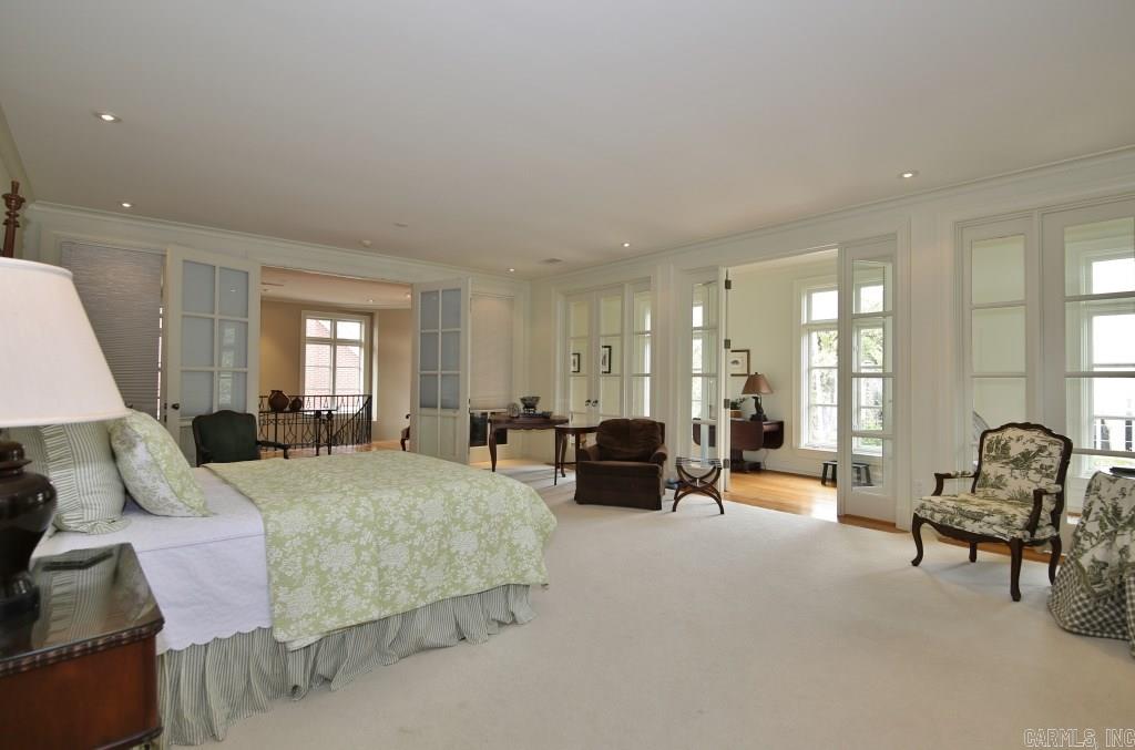 Country Club Heights - Residential
