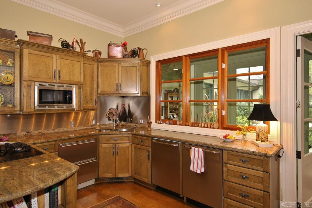 Country Club Heights - Residential