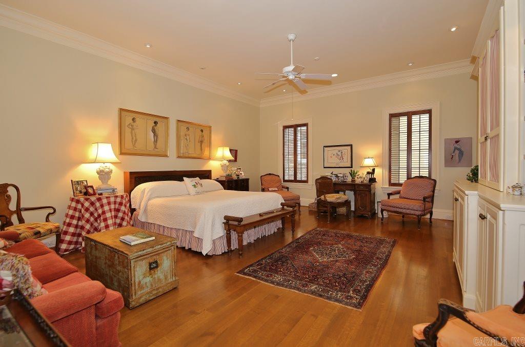 Country Club Heights - Residential
