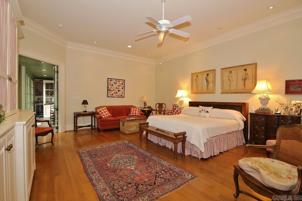 Country Club Heights - Residential