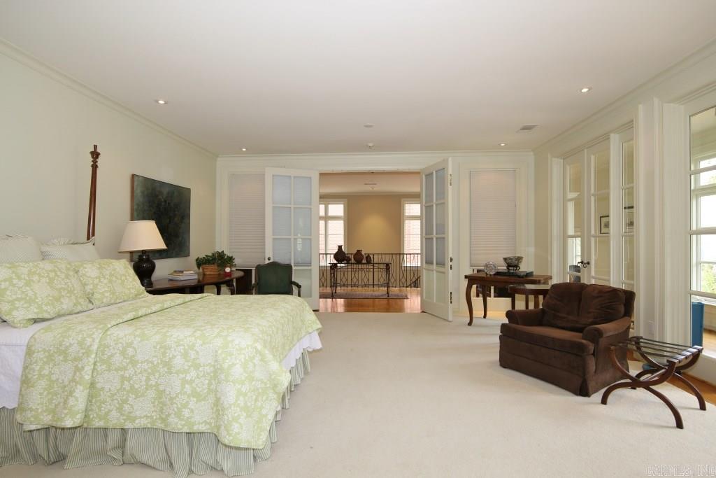Country Club Heights - Residential