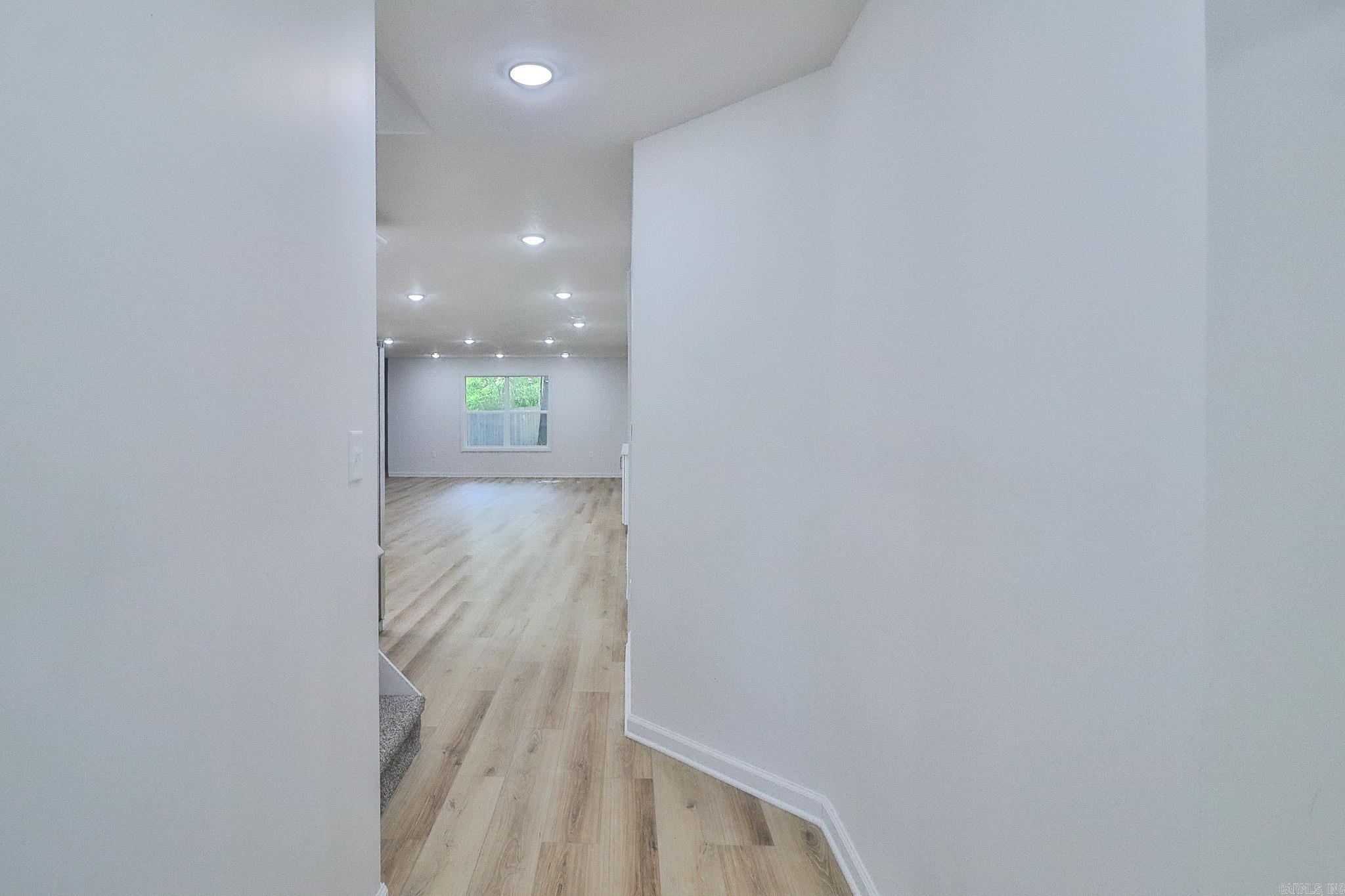 HUNTERS RUN ADDITION - Residential