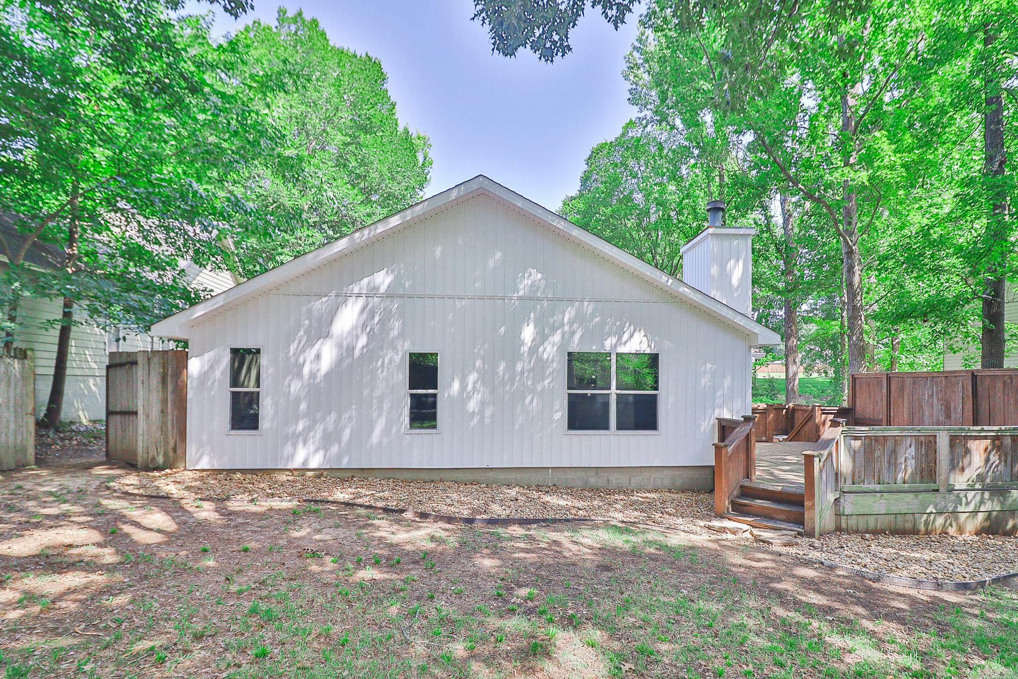 HUNTERS RUN ADDITION - Residential