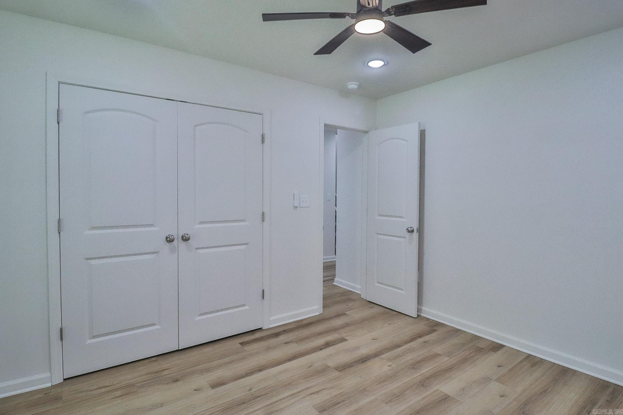 HUNTERS RUN ADDITION - Residential