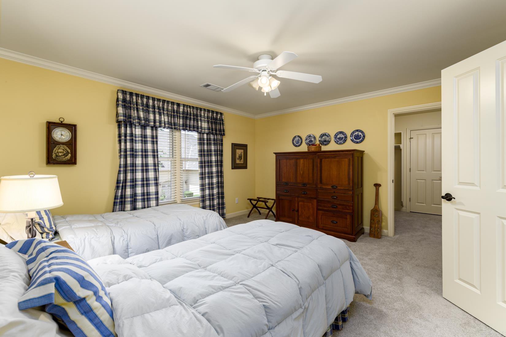 CHENAL VALLEY THE OAKS - Residential
