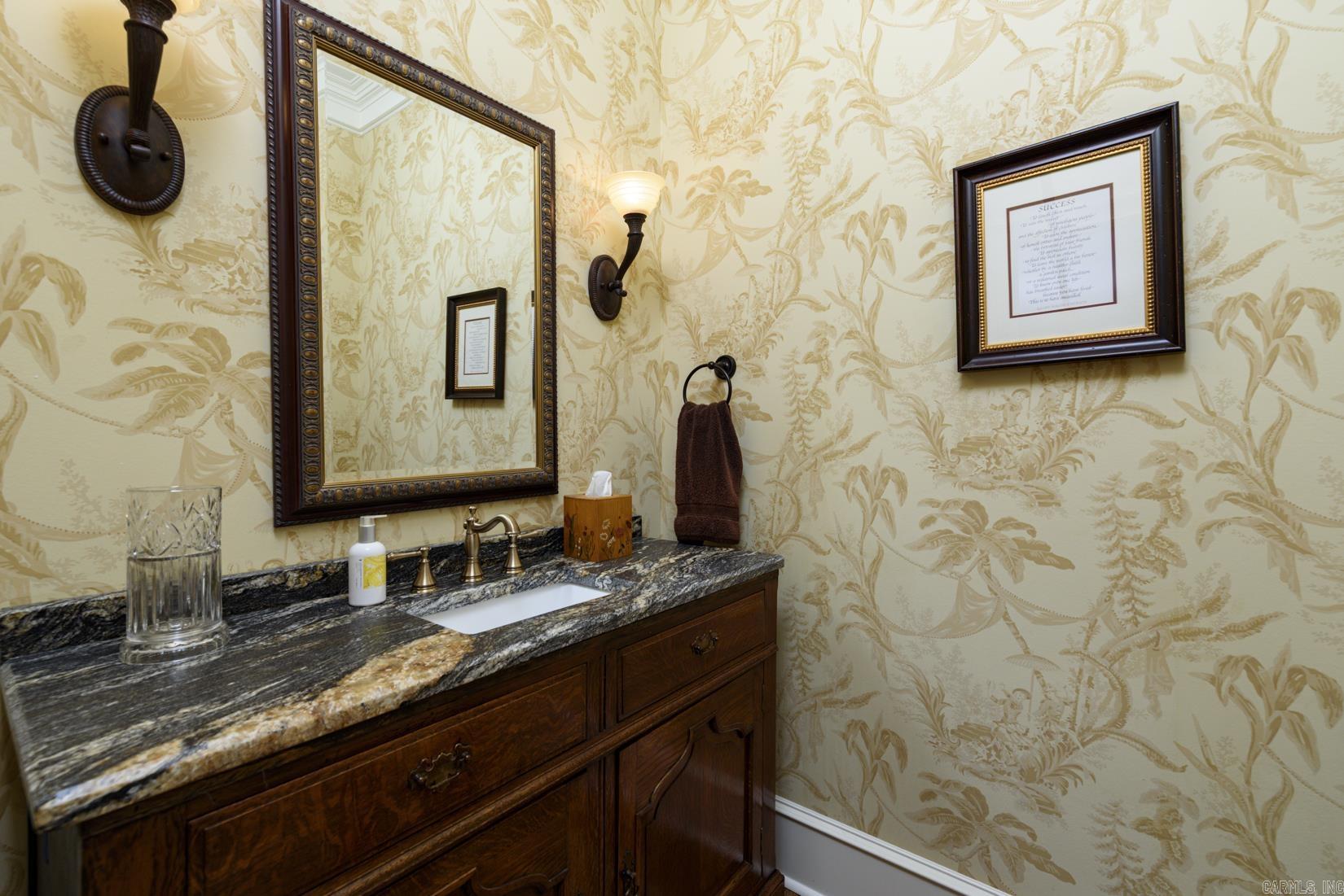CHENAL VALLEY THE OAKS - Residential