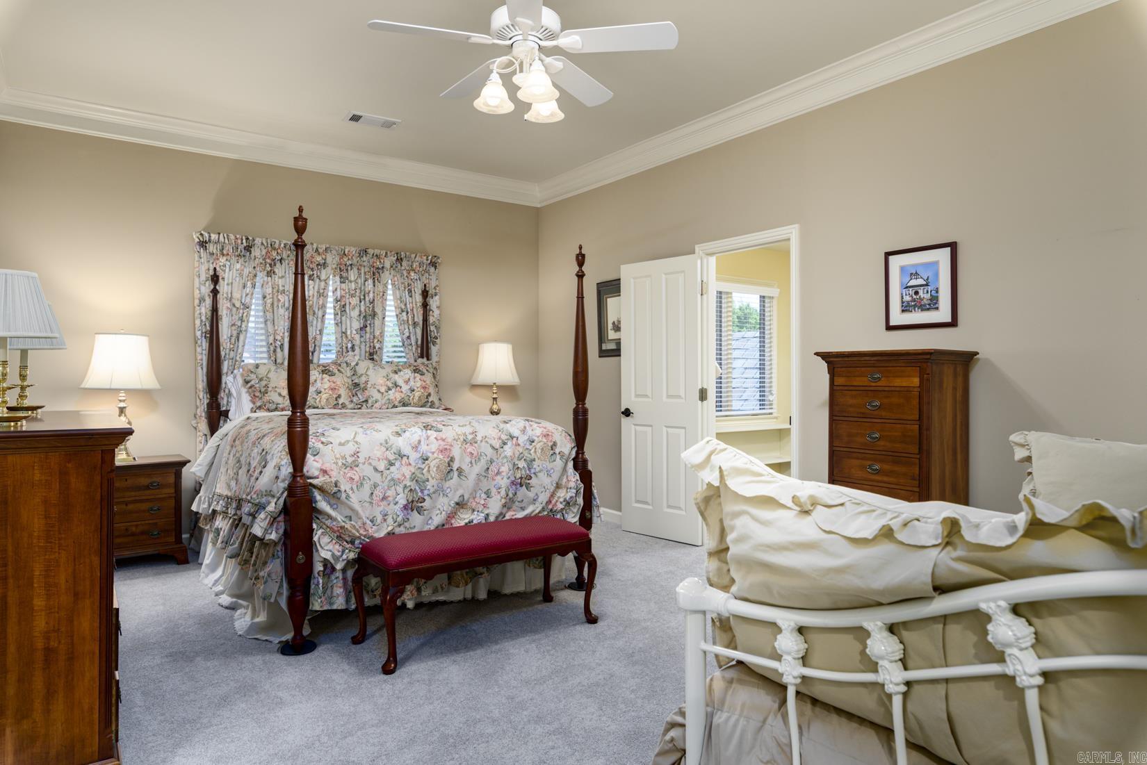 CHENAL VALLEY THE OAKS - Residential