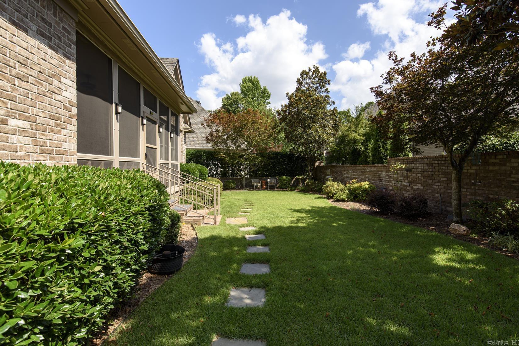 CHENAL VALLEY THE OAKS - Residential
