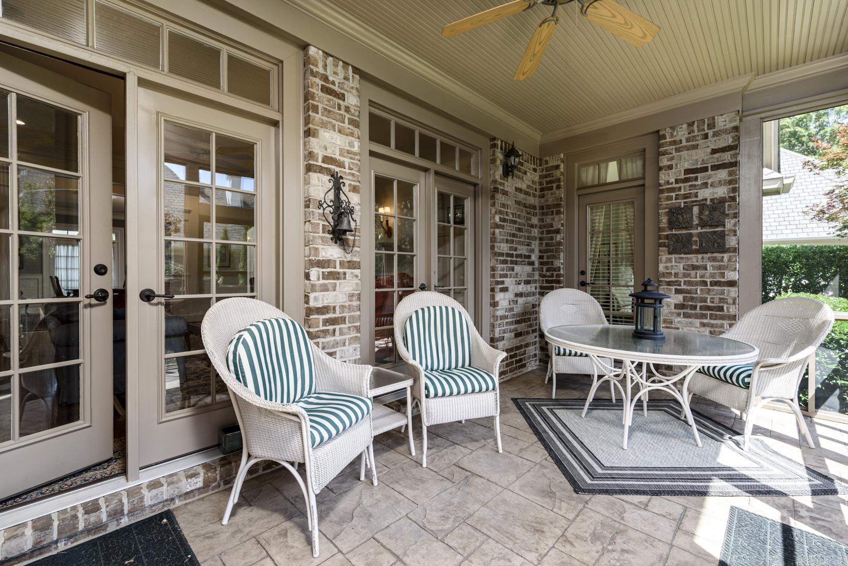 CHENAL VALLEY THE OAKS - Residential