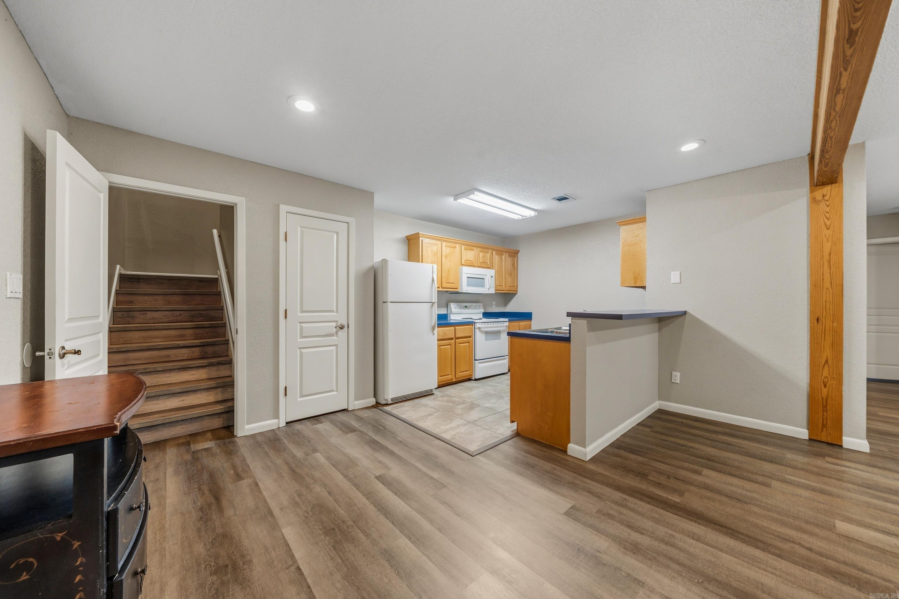 Ridgewood - Residential