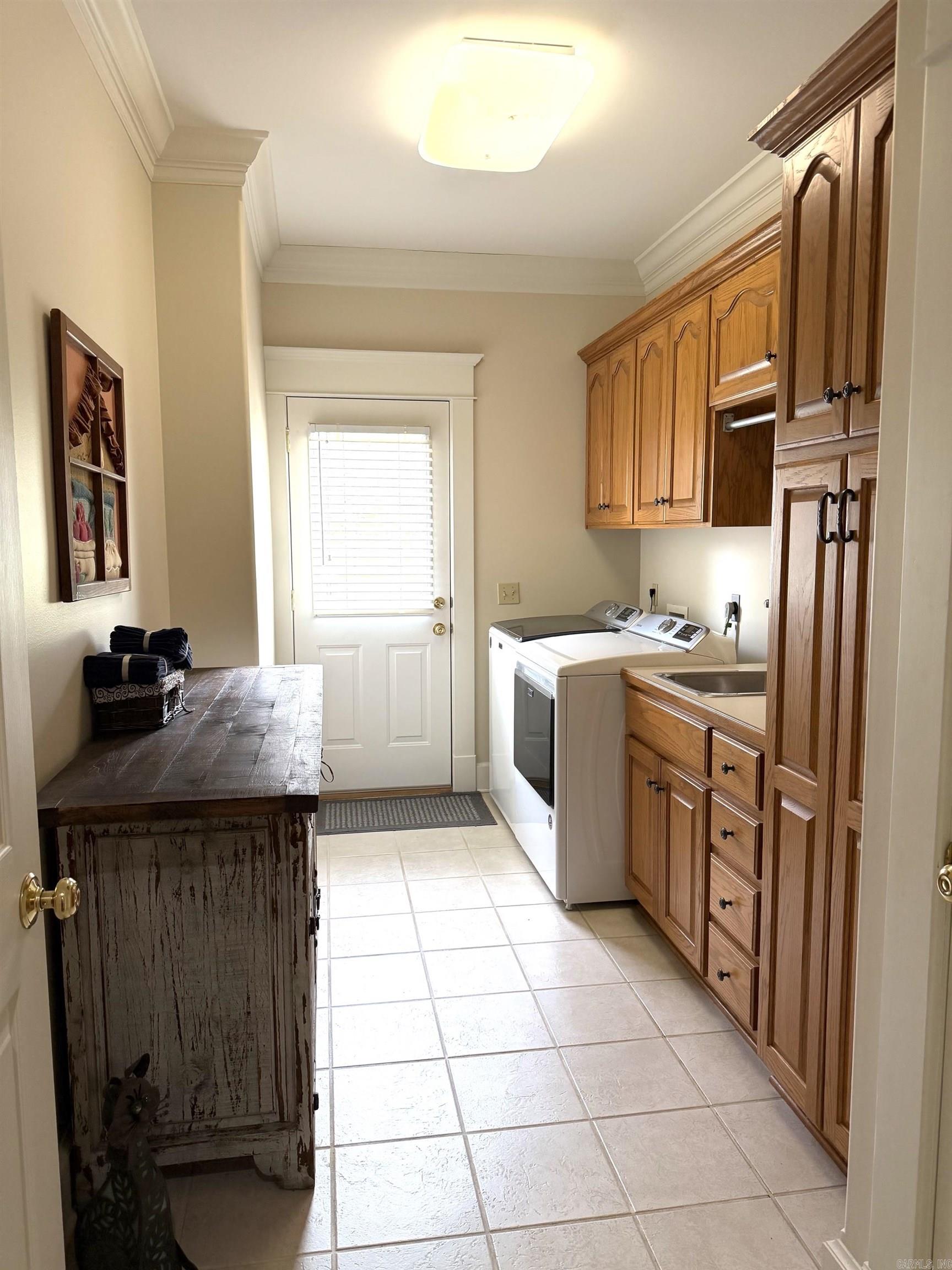 EAST SIDE - Residential