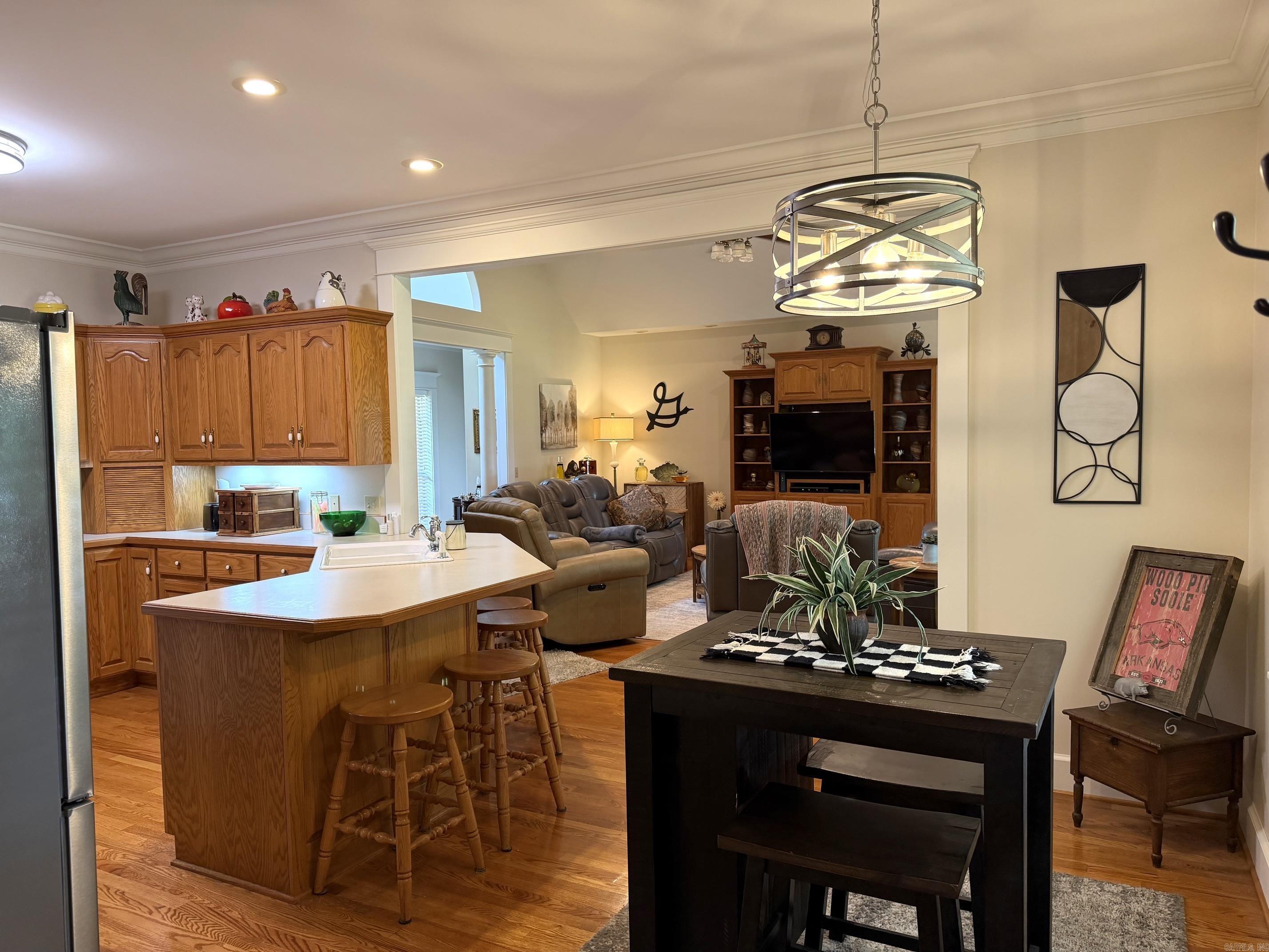 EAST SIDE - Residential