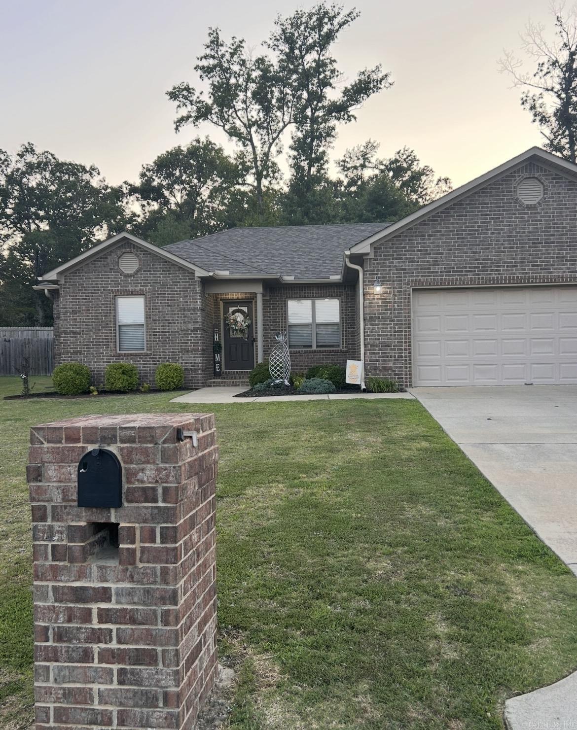 HUNTINGTON PLACE - Residential