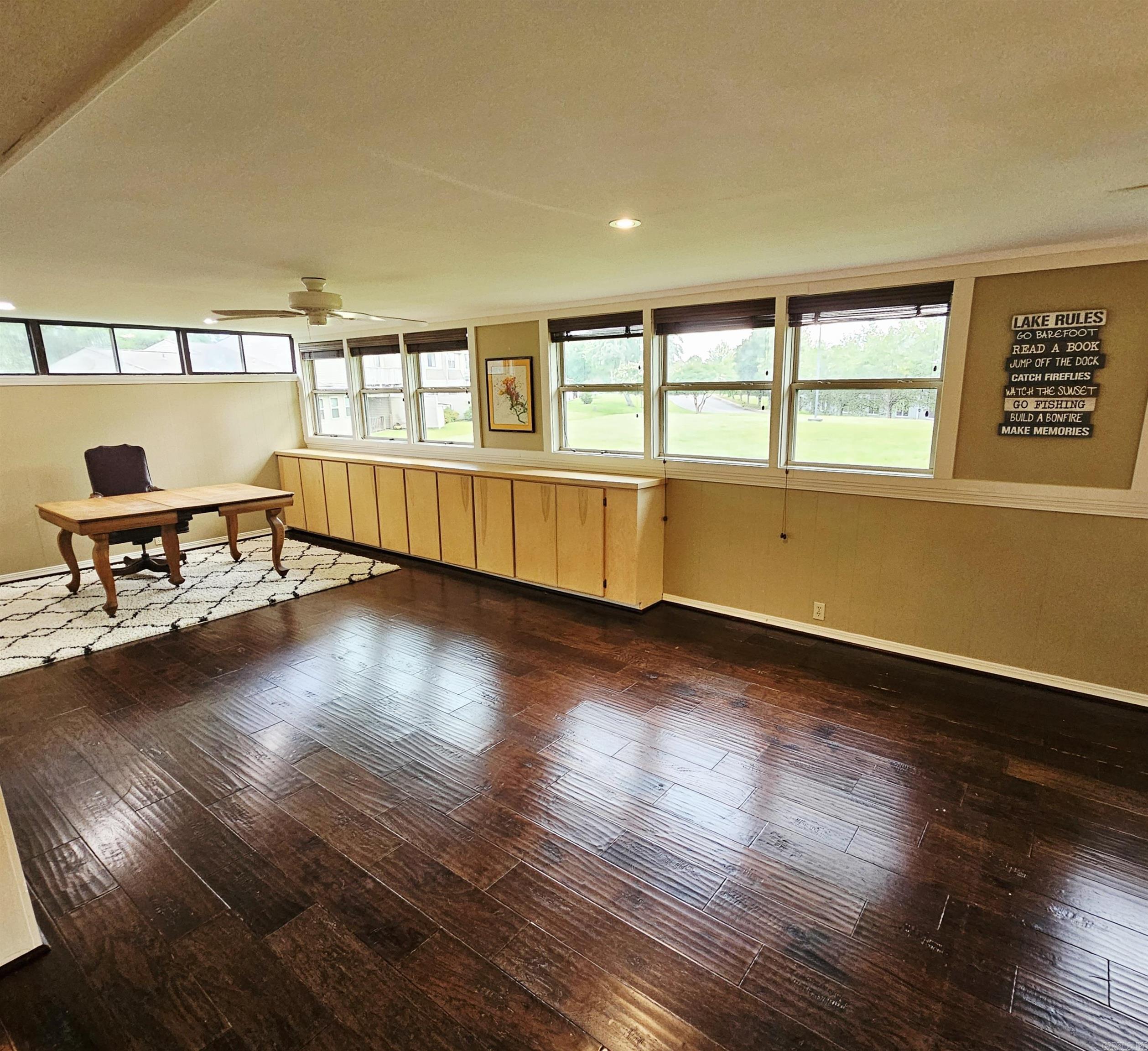 Lakewood Hills Condo - Residential
