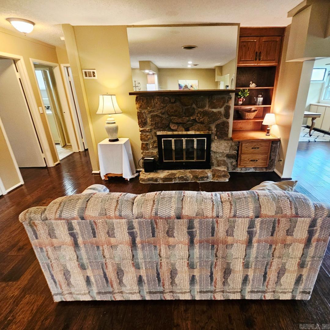 Lakewood Hills Condo - Residential