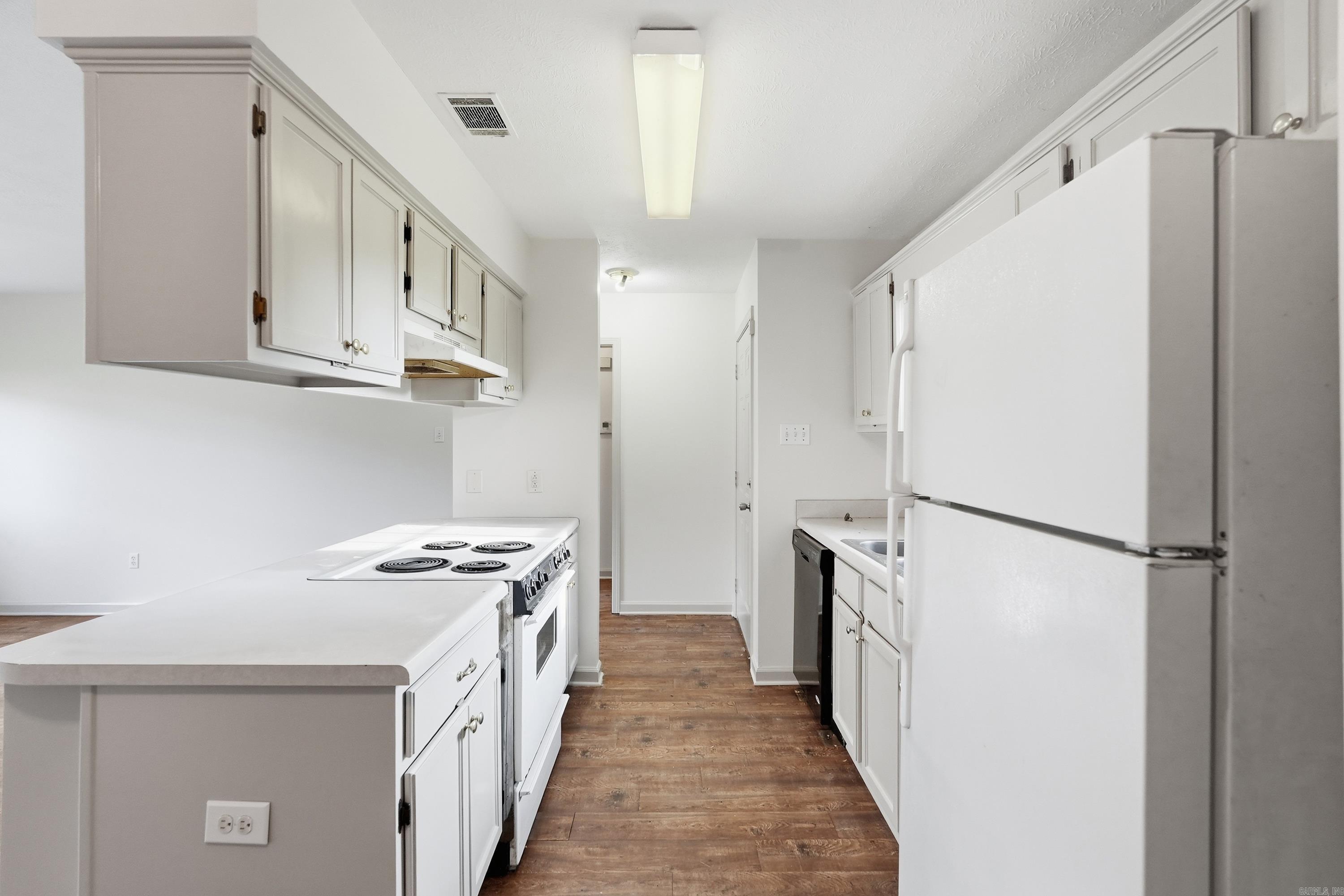 CHERUB COURT - Residential