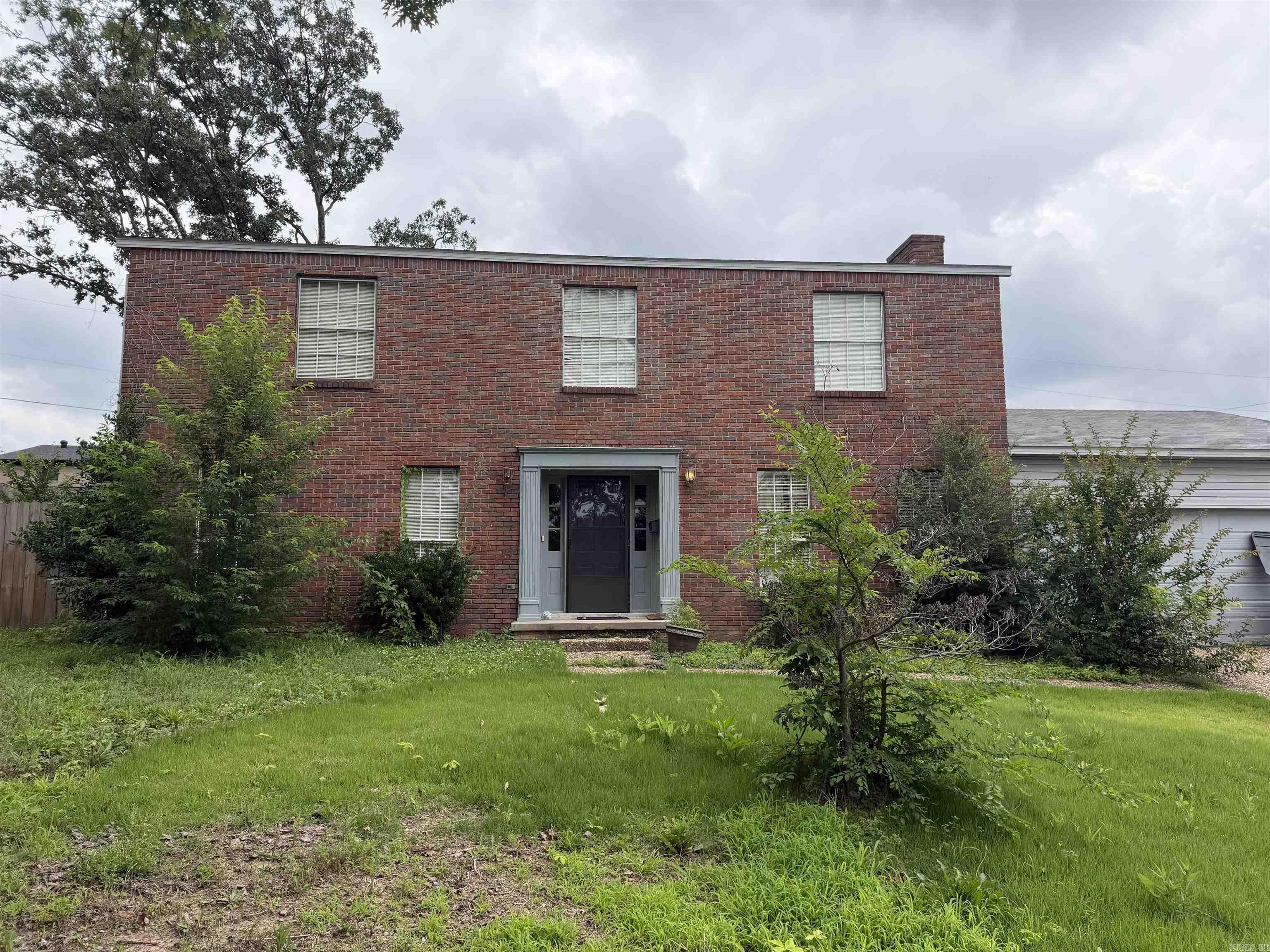 STURBRIDGE - Residential