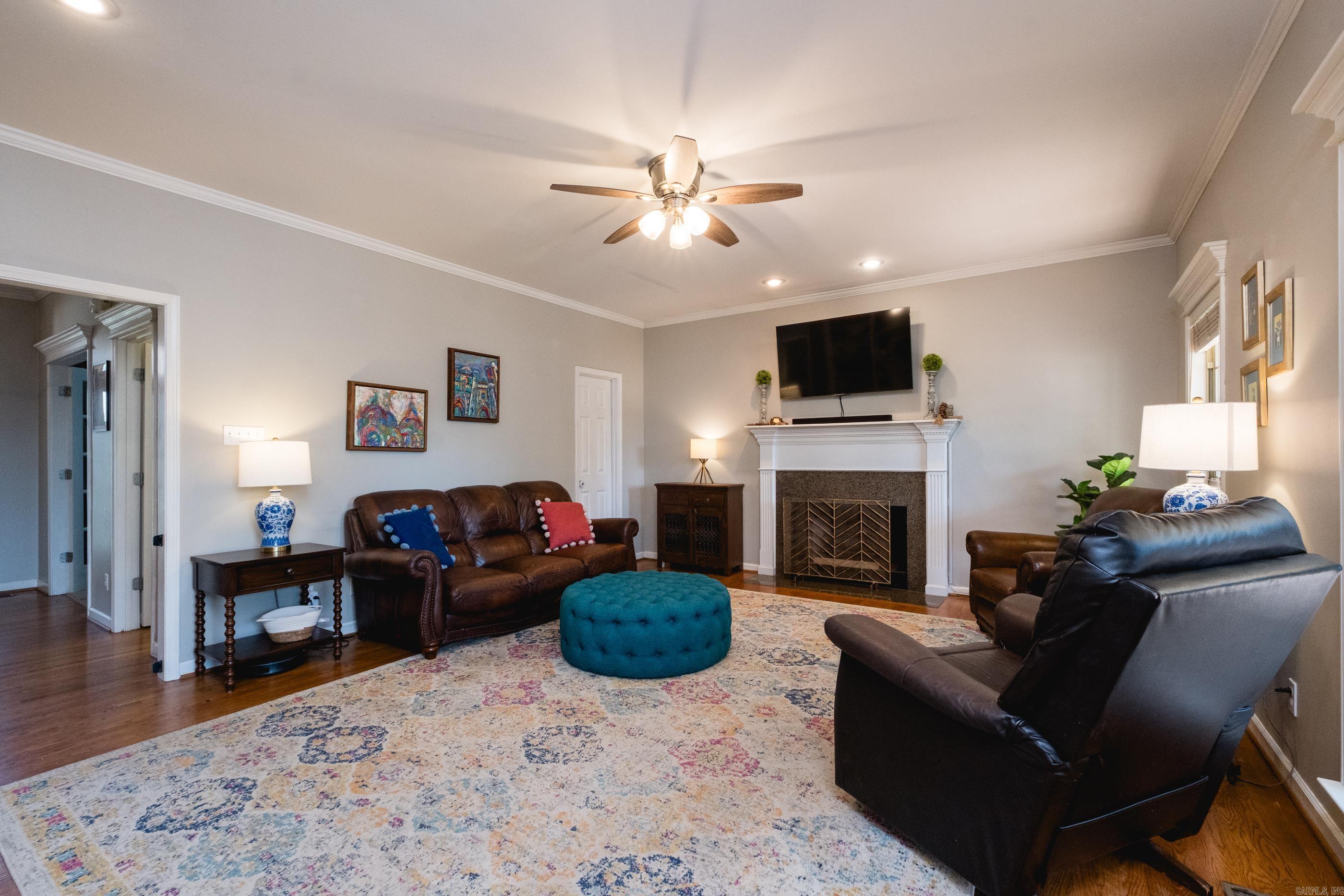 ST CHARLES ADDN - Residential