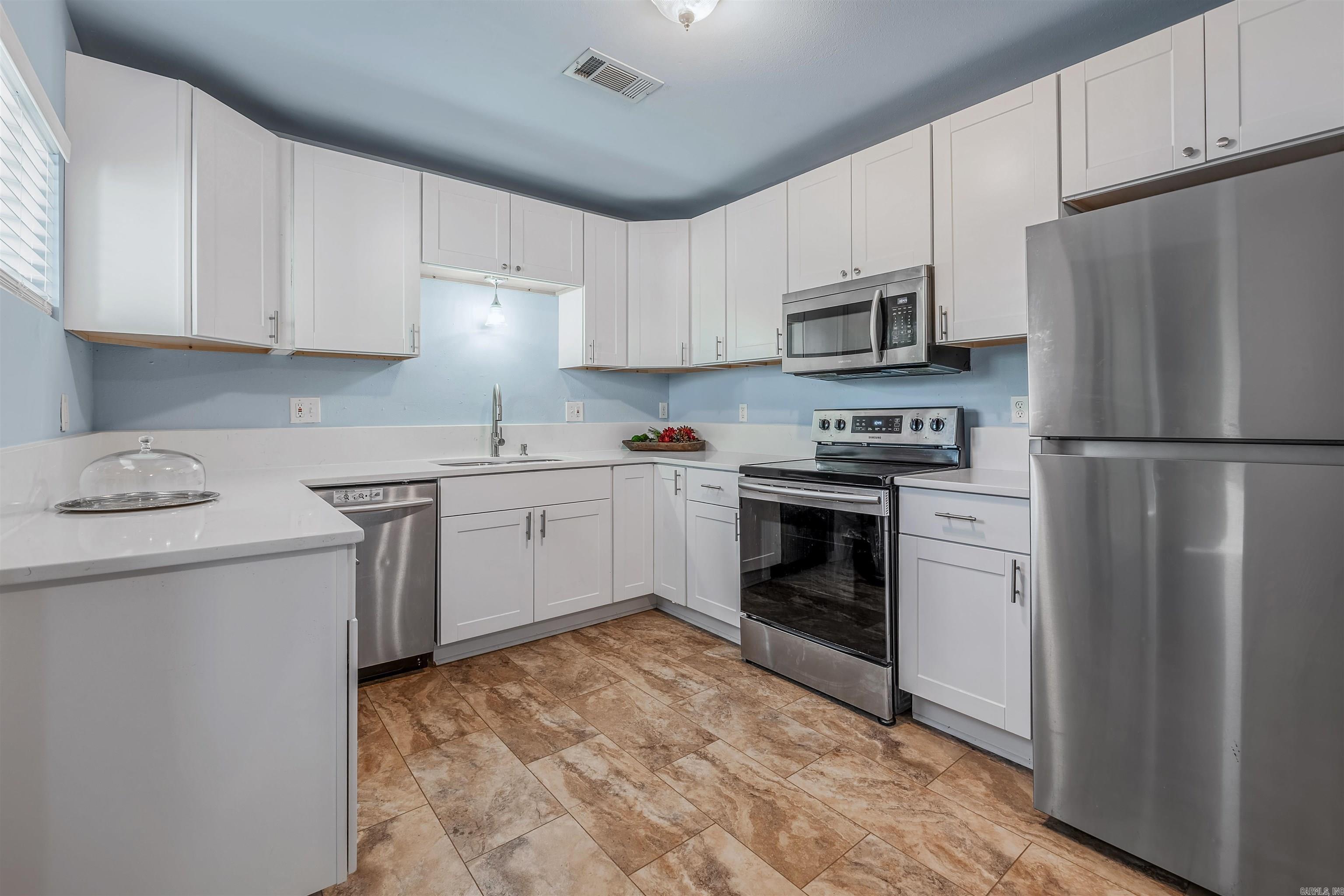 OAK GLEN - Residential