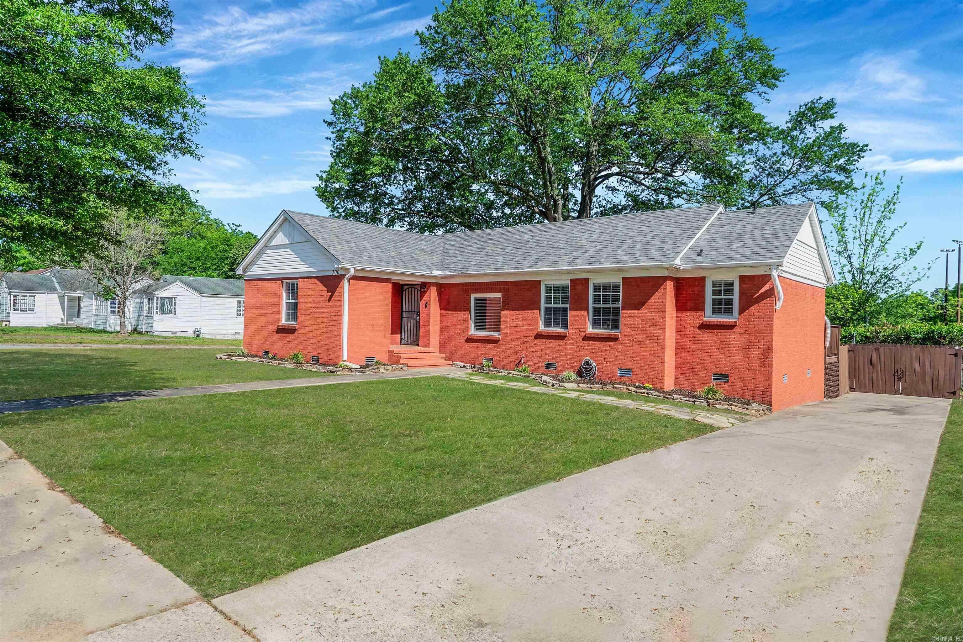 OAK GLEN - Residential