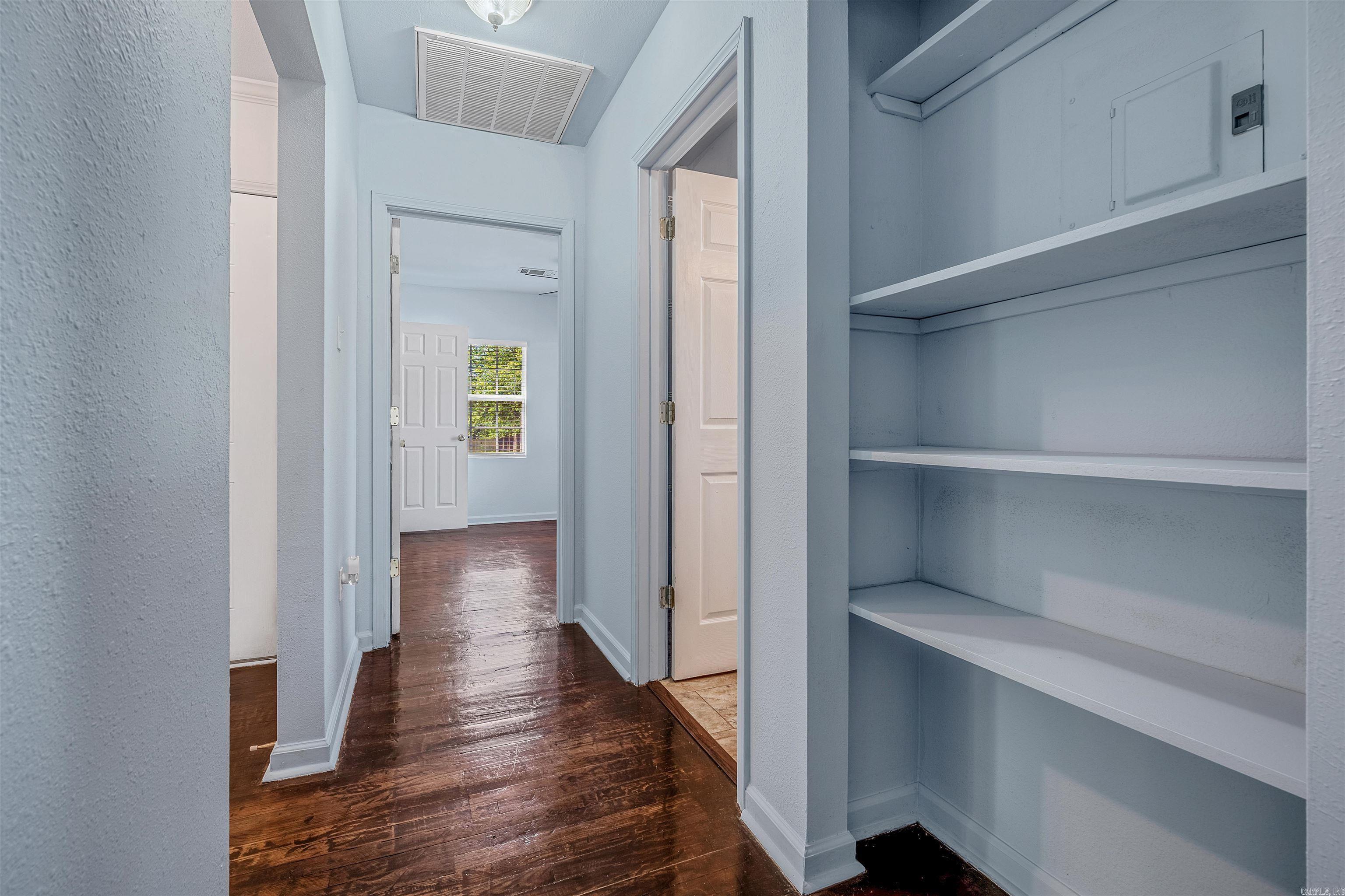 OAK GLEN - Residential