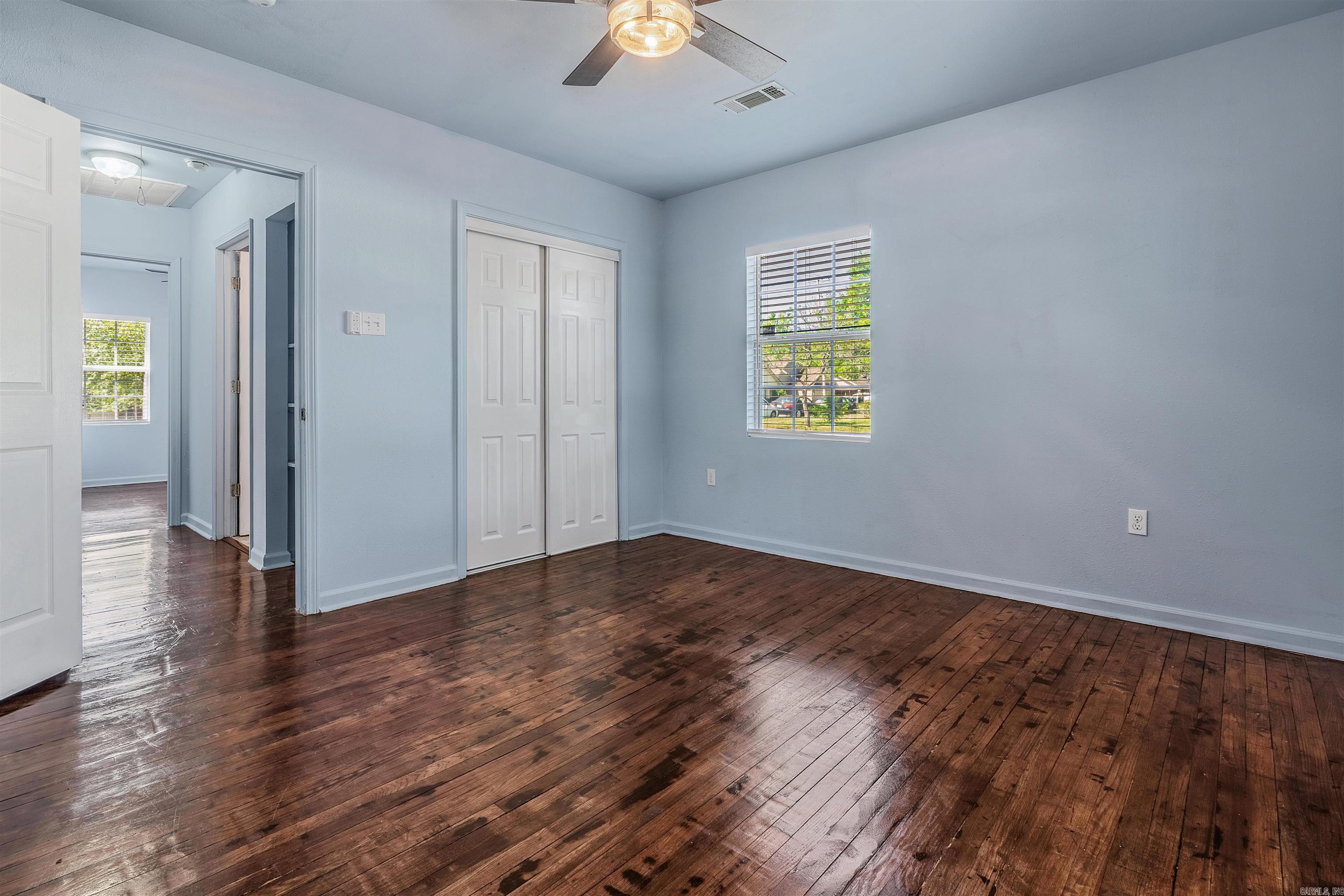 OAK GLEN - Residential