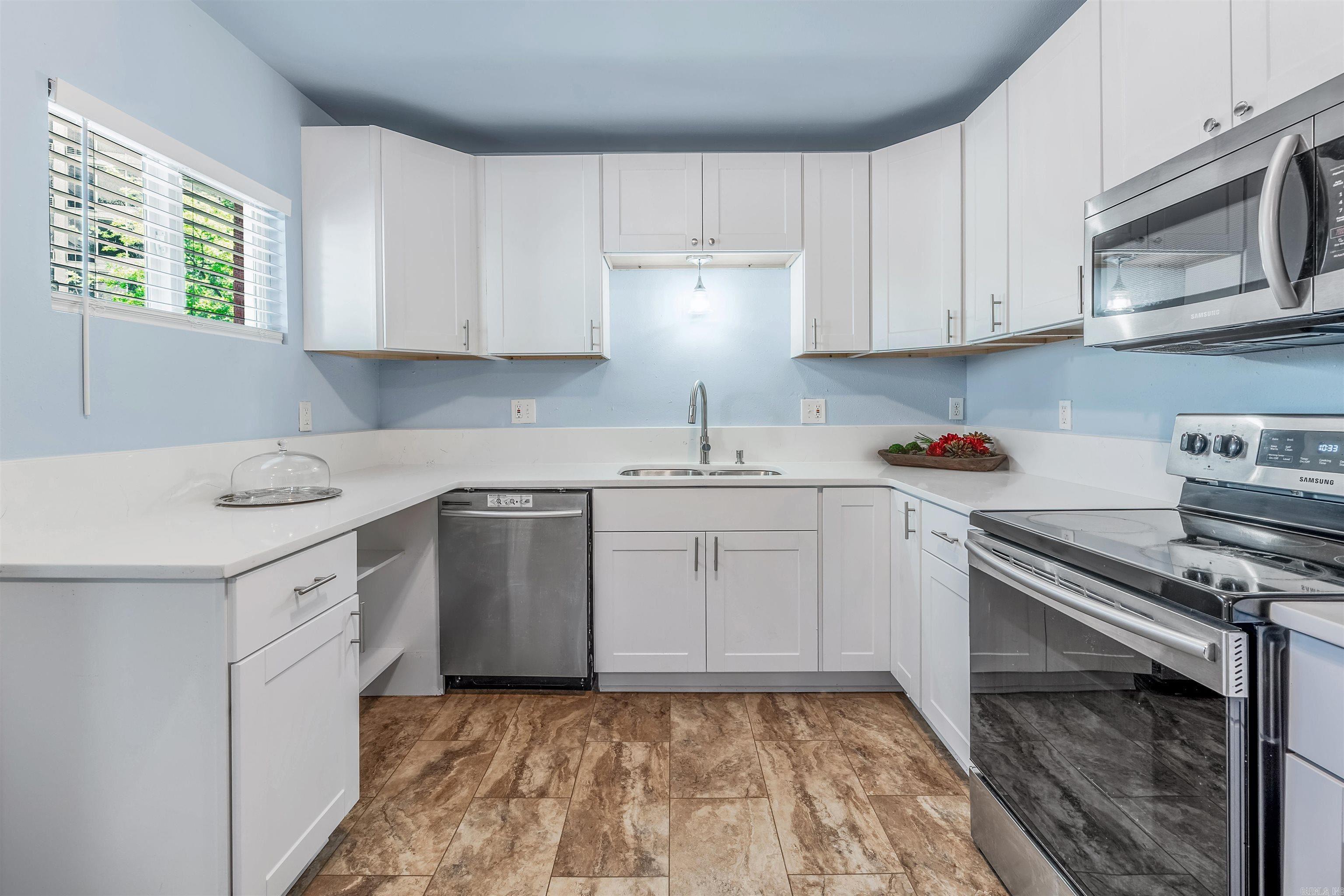 OAK GLEN - Residential