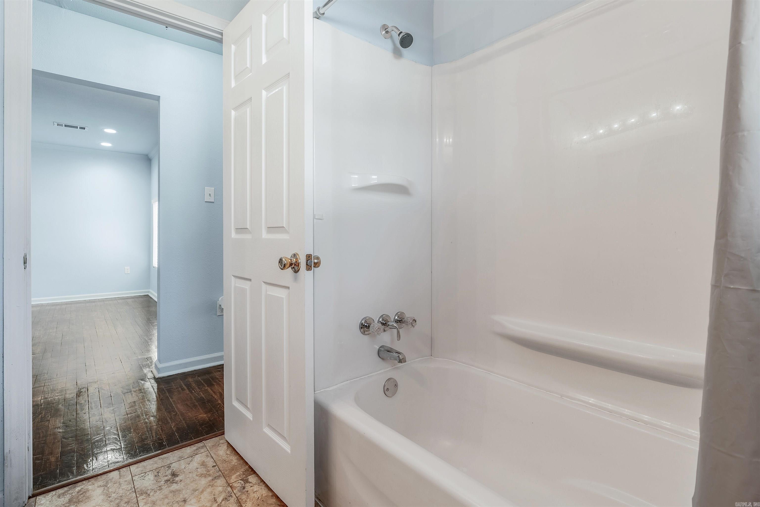 OAK GLEN - Residential