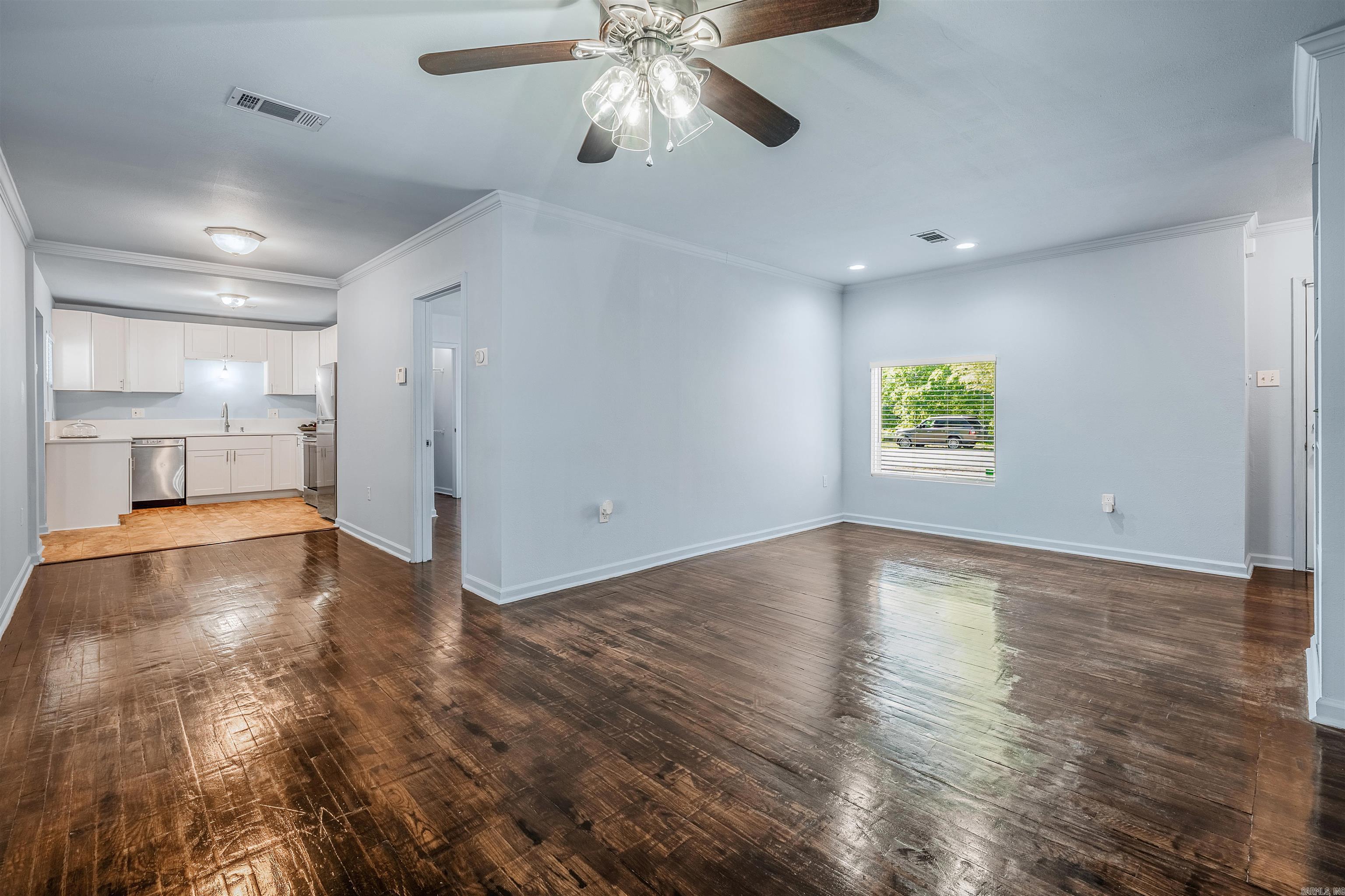 OAK GLEN - Residential