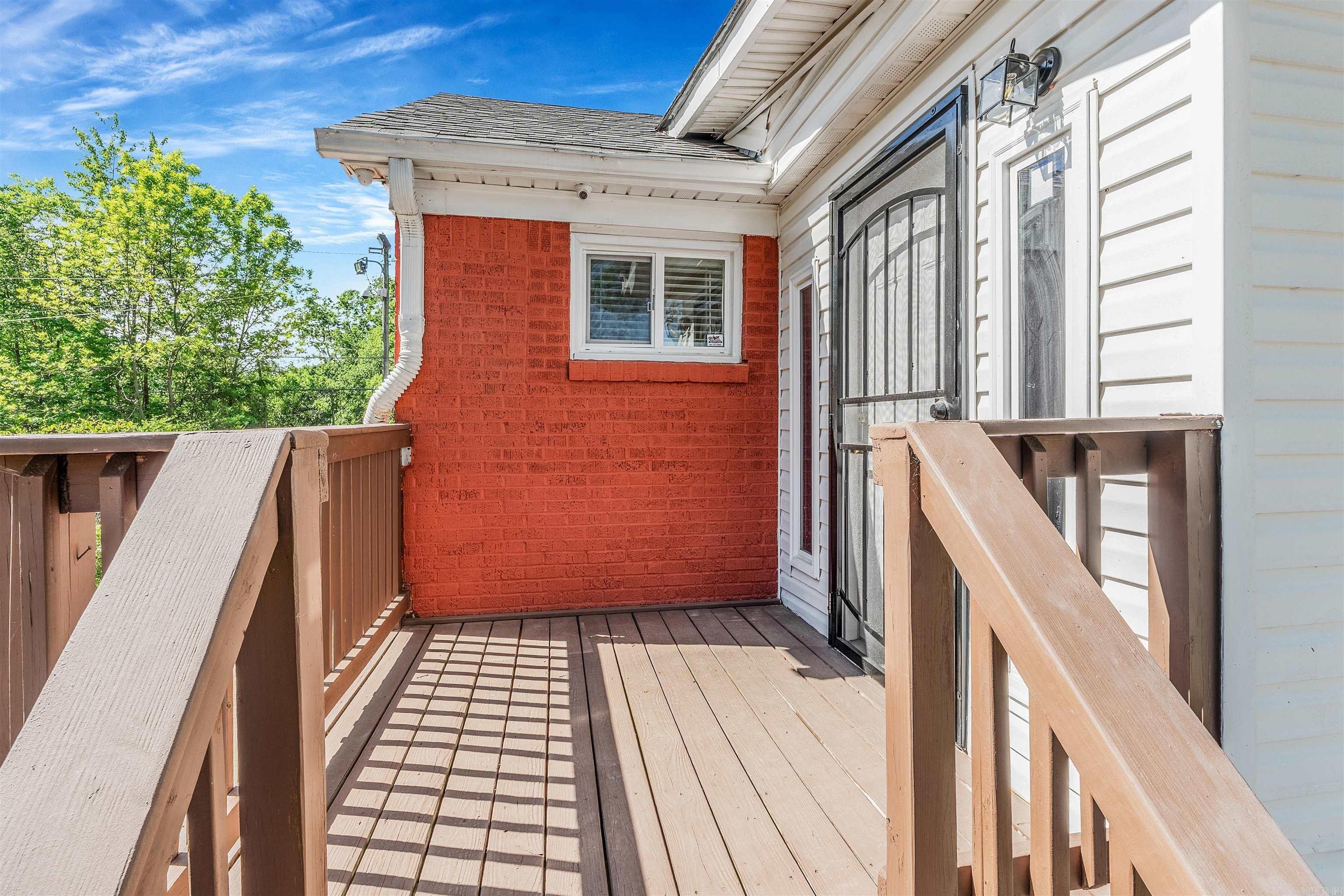 OAK GLEN - Residential