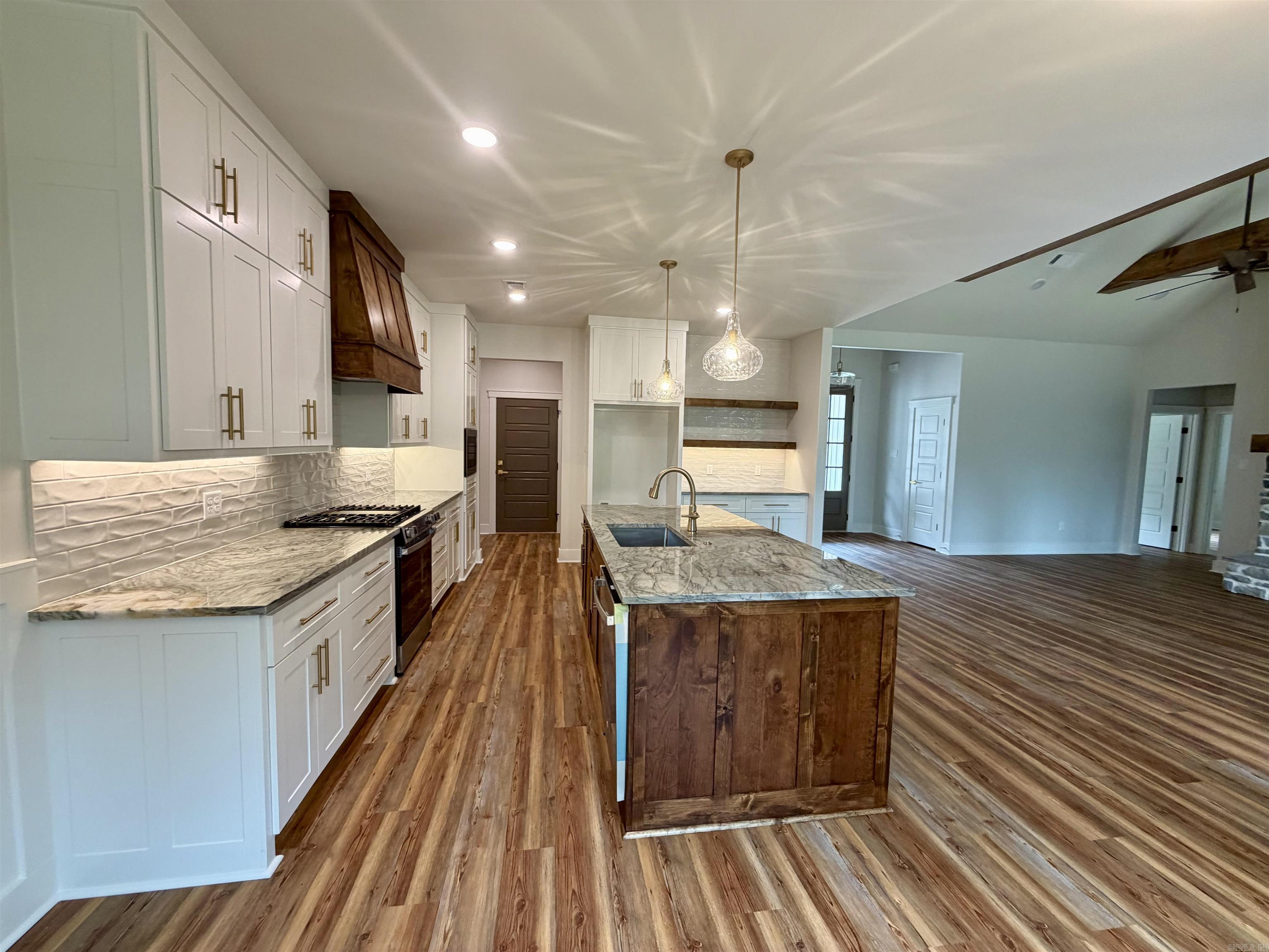 Sky Way - Residential