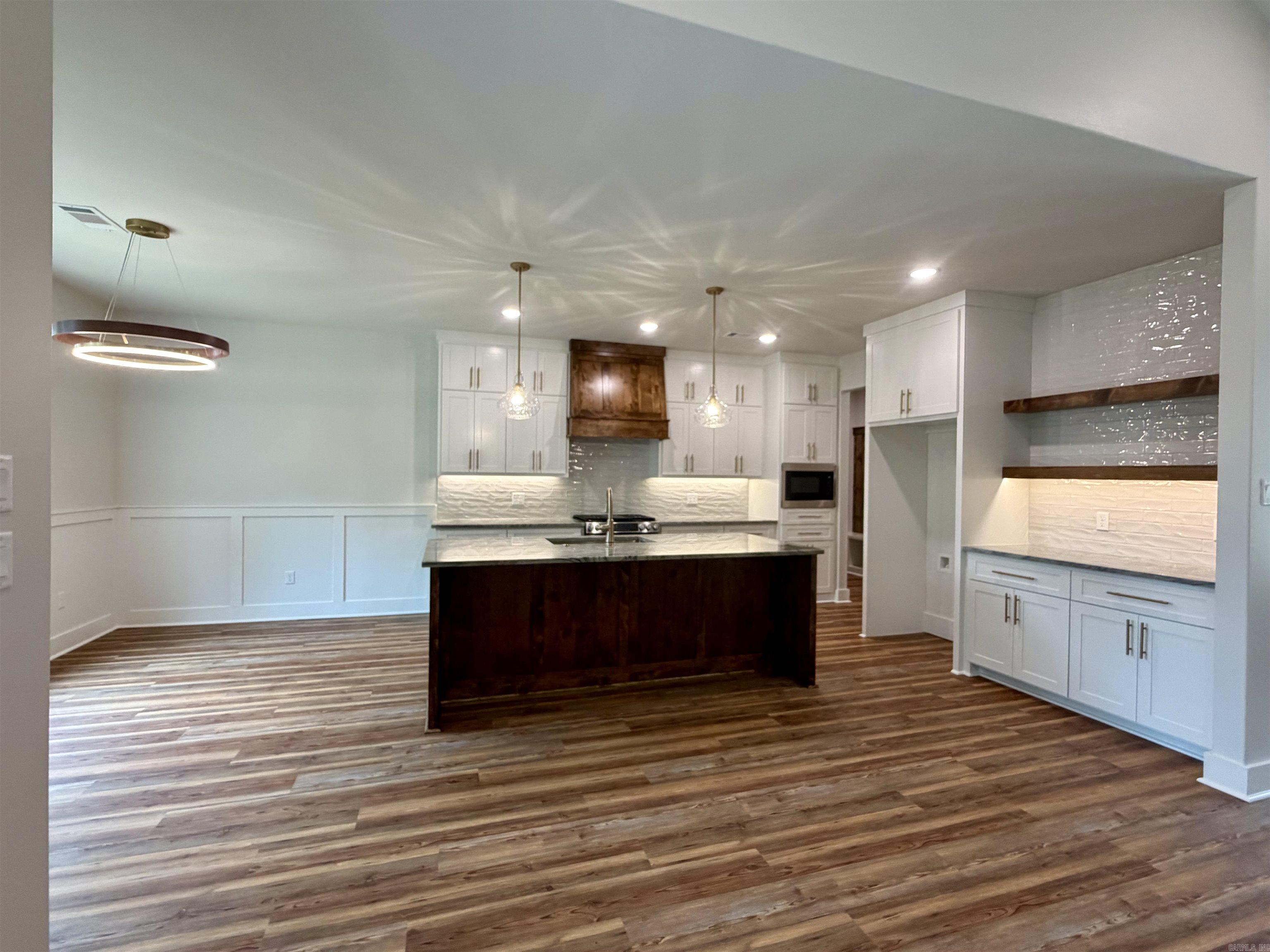 Sky Way - Residential
