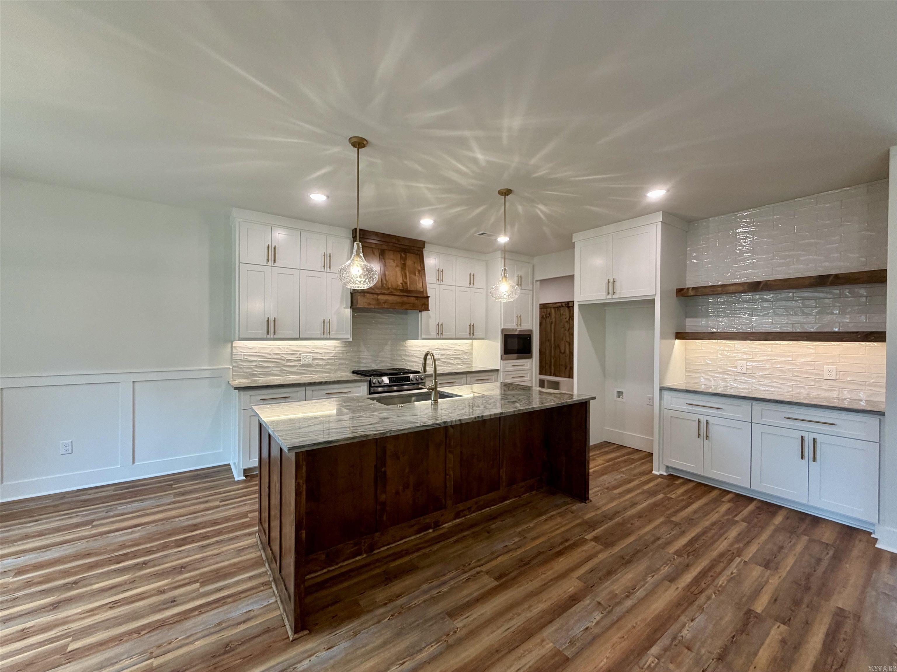 Sky Way - Residential