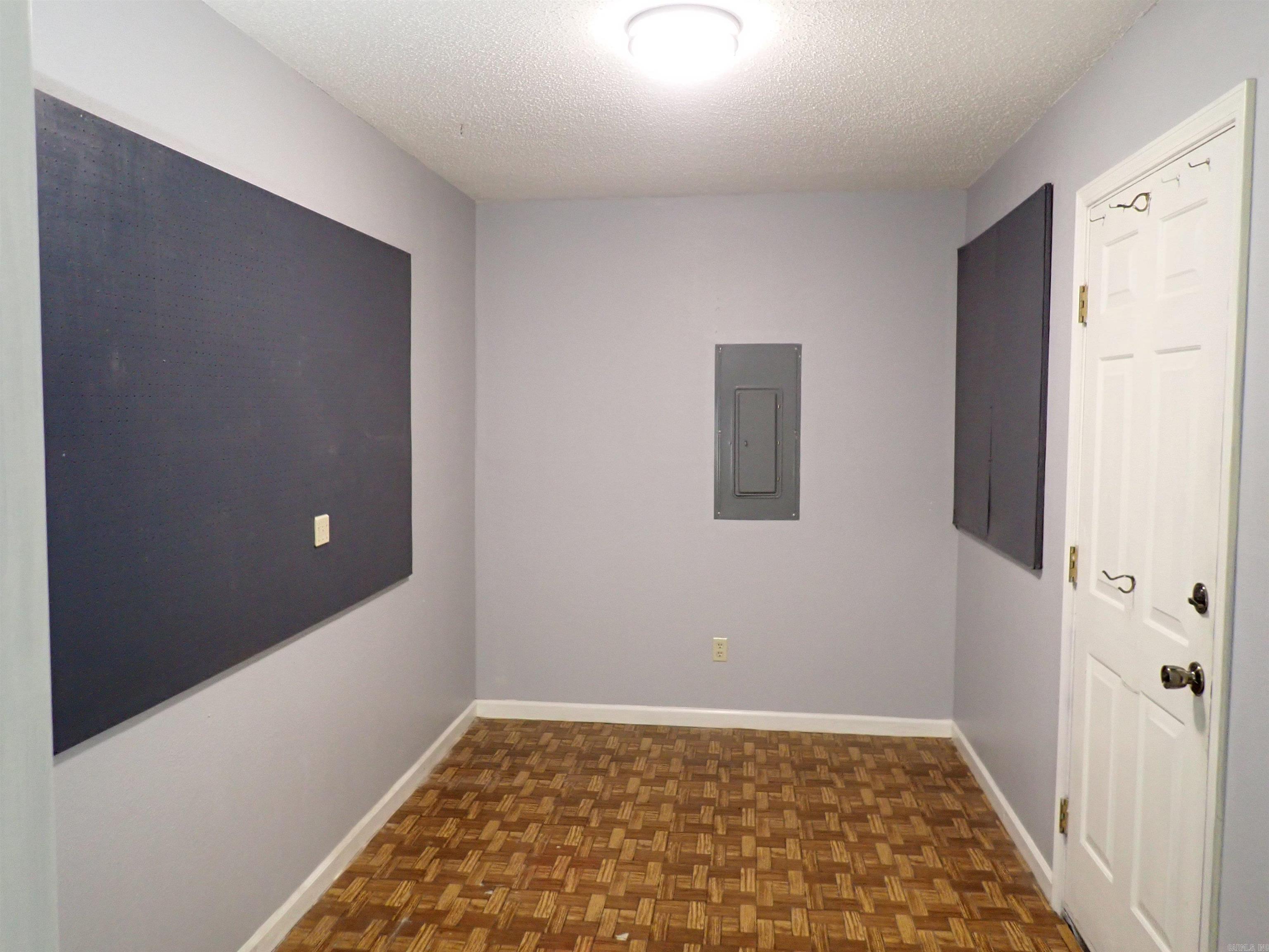 DRUID HILLS ADDN - Residential