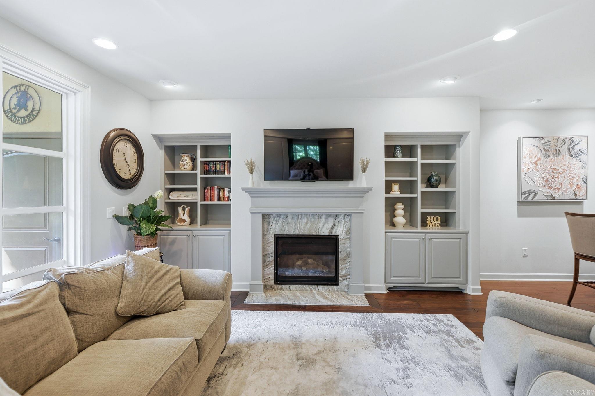 CHENAL WOODS HPR - Residential