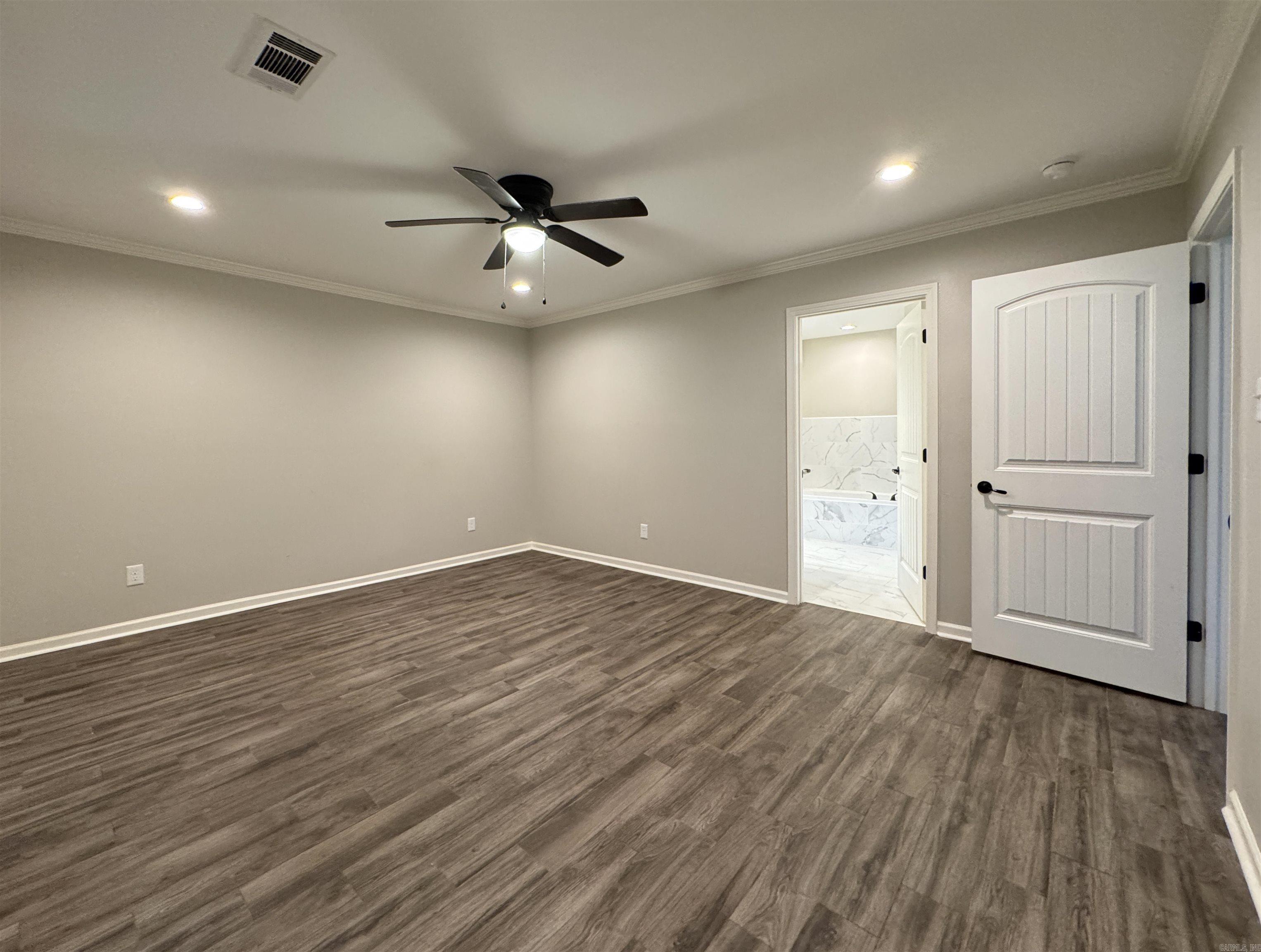 HAMILTON PARK - Residential