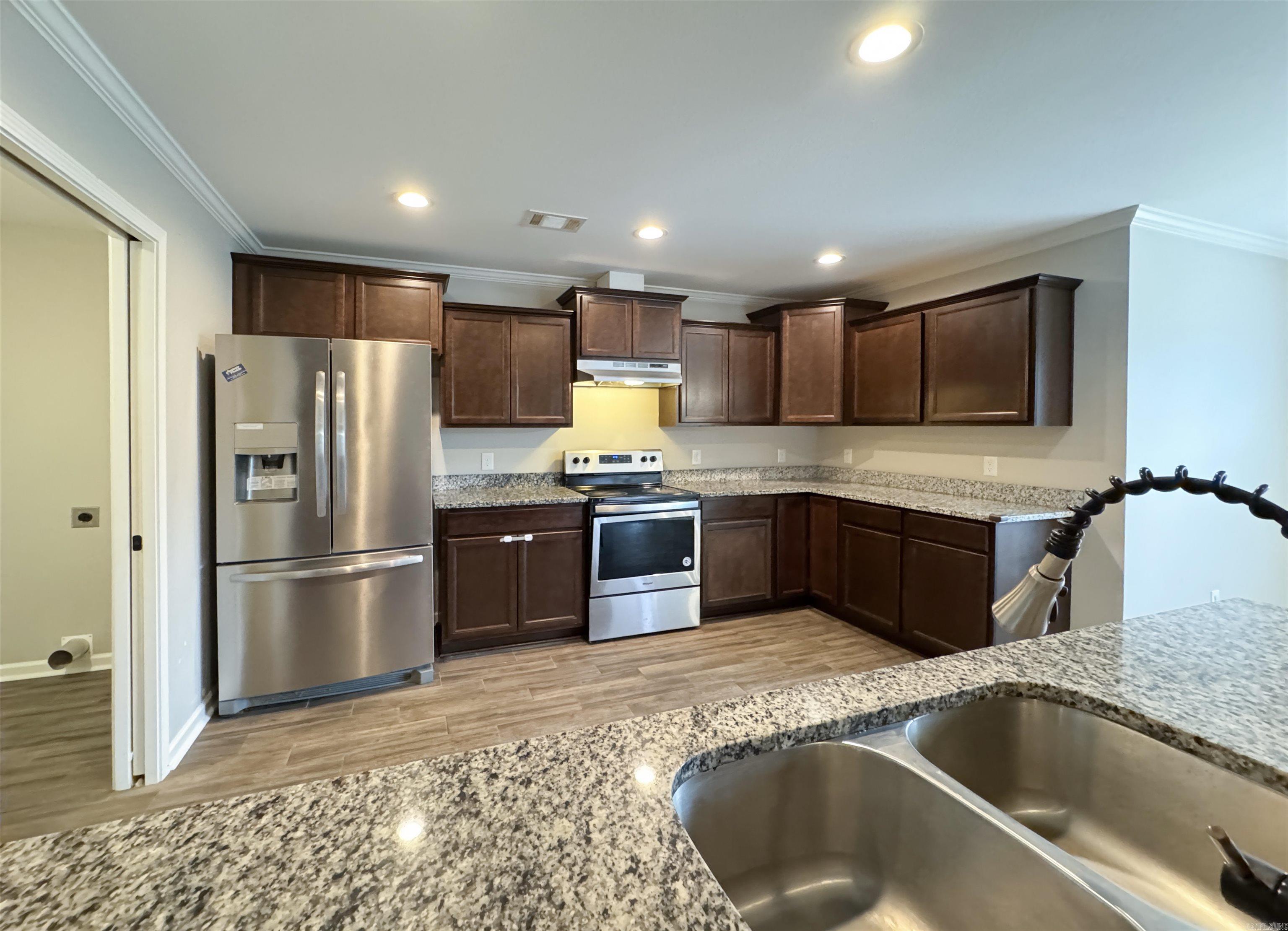 HAMILTON PARK - Residential