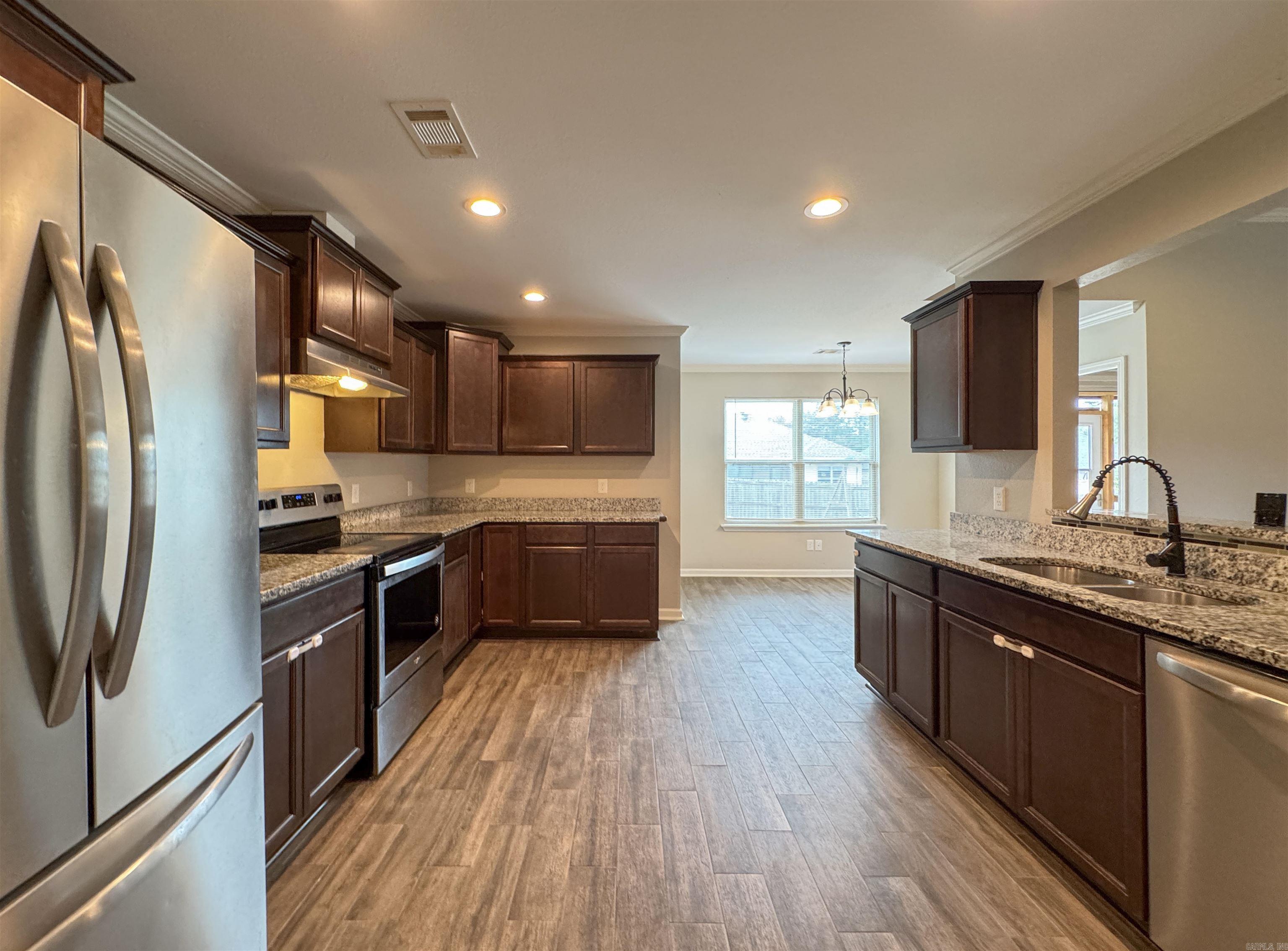 HAMILTON PARK - Residential